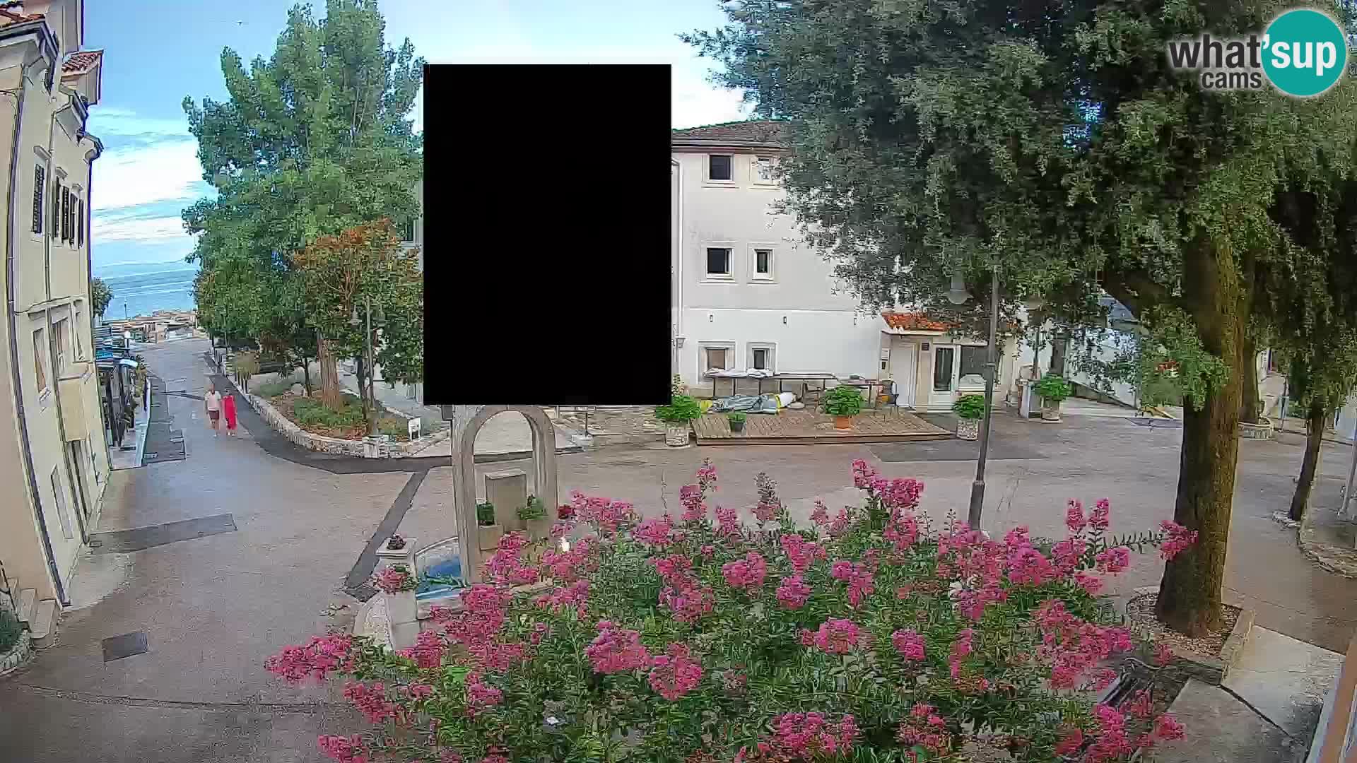 Spletna kamera center Mošćeniška Draga – Pogled v živo