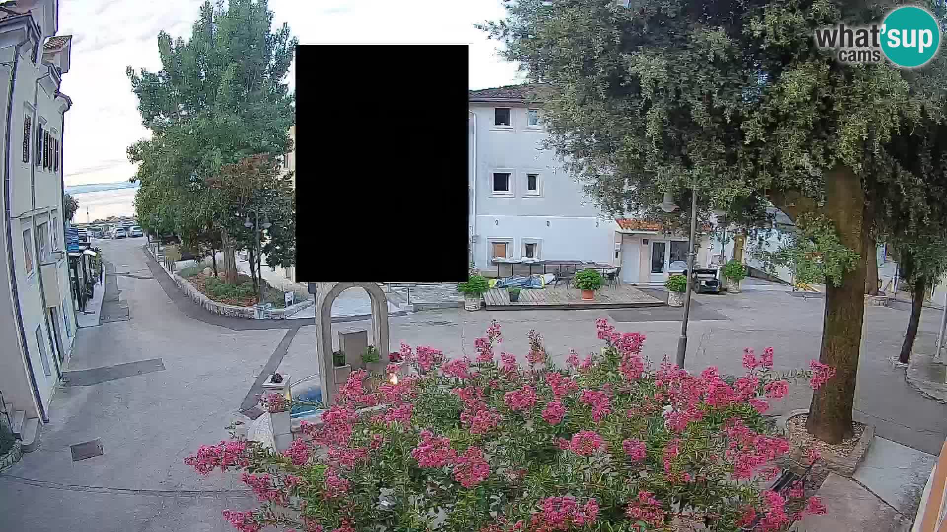 Web kamera centar Mošćeničke Drage – Pogled uživo