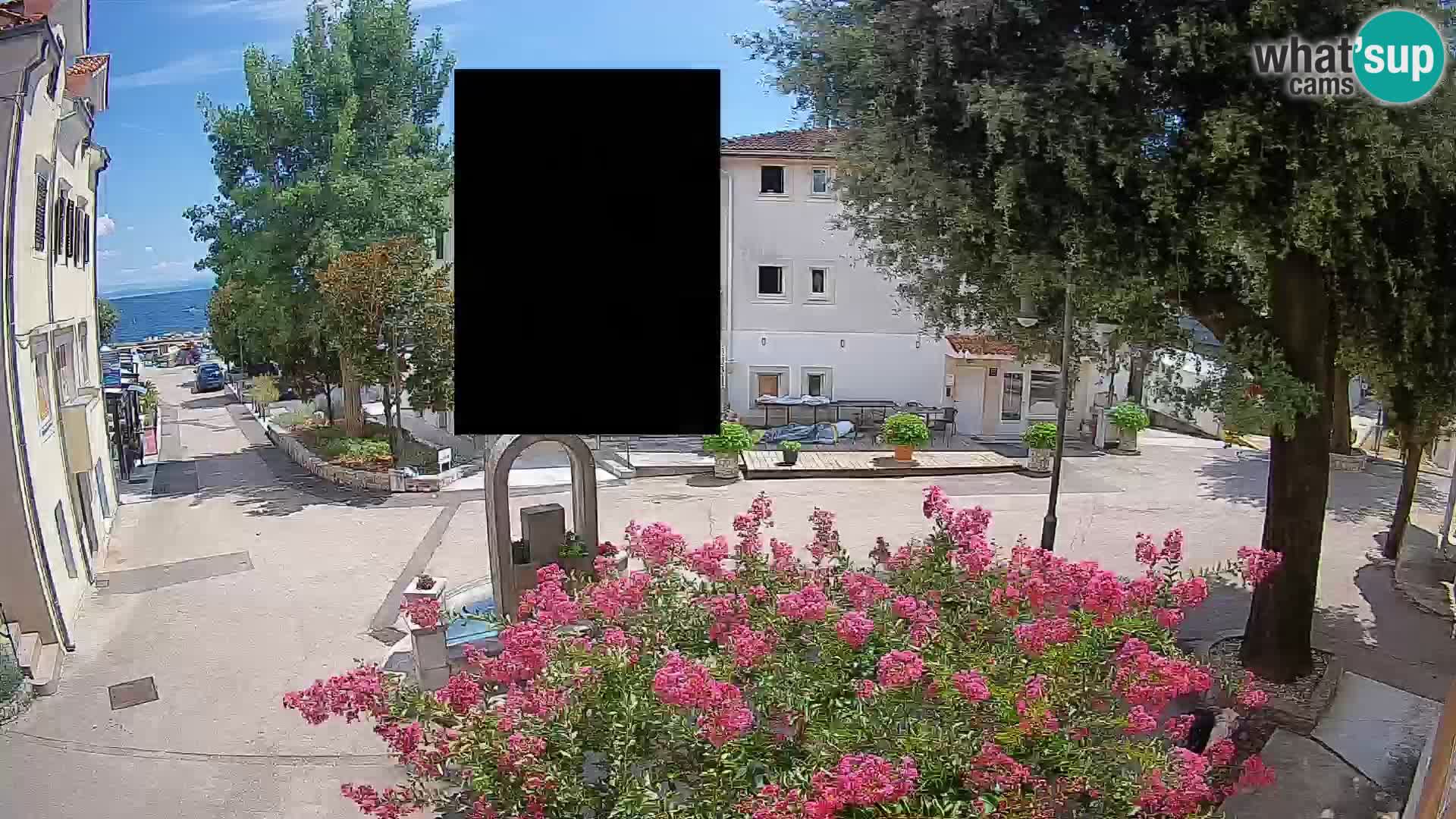 Spletna kamera center Mošćeniška Draga – Pogled v živo