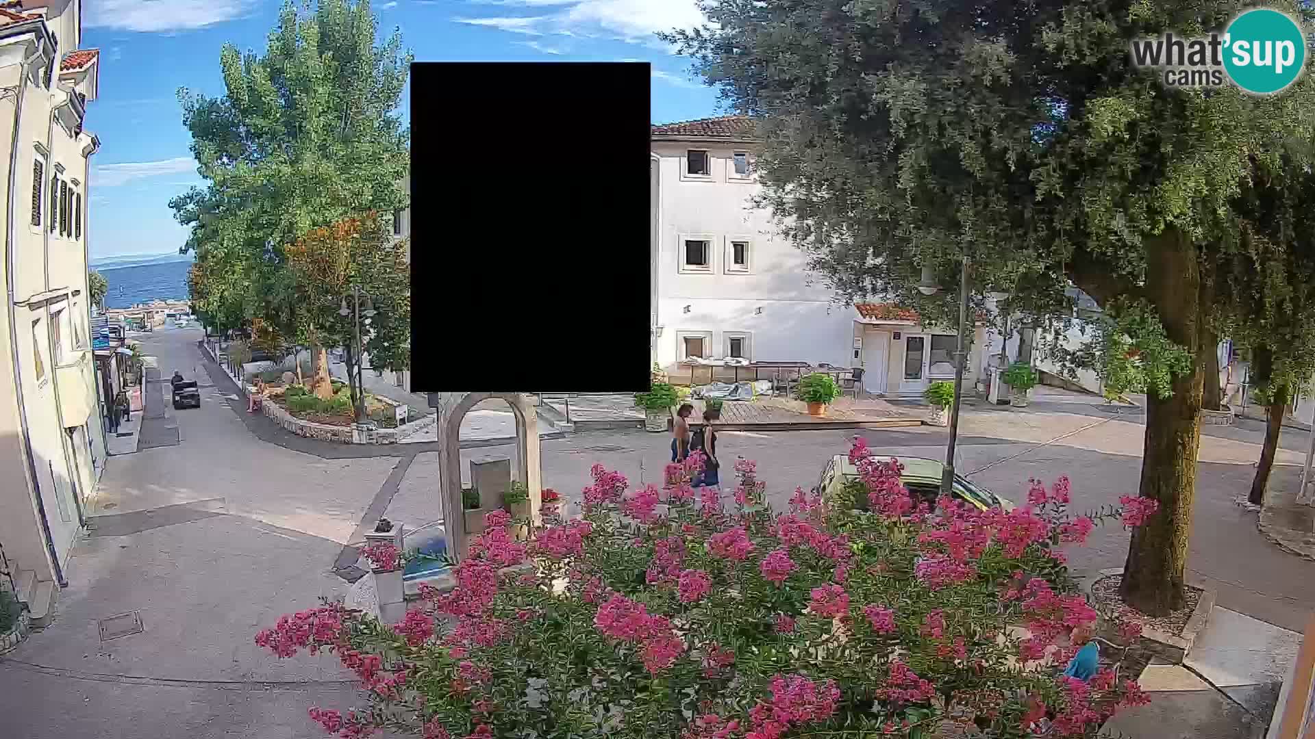 Spletna kamera center Mošćeniška Draga – Pogled v živo