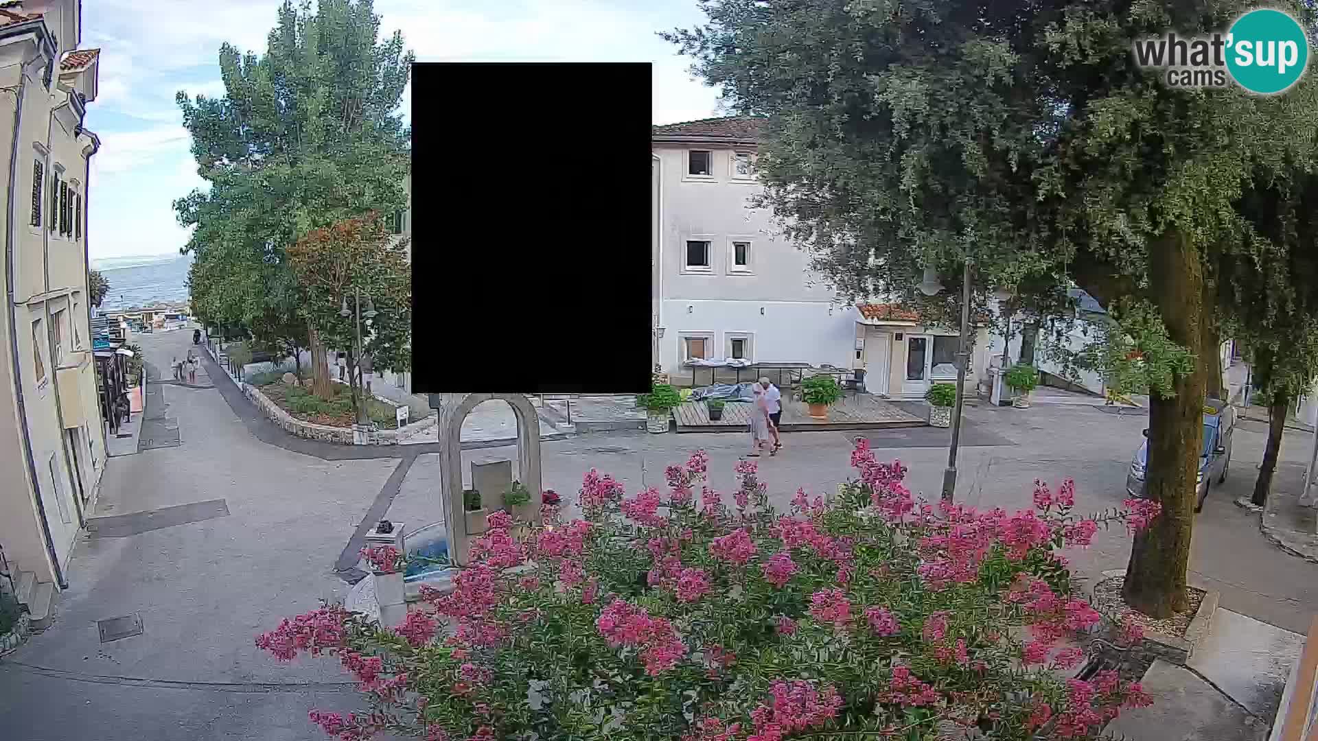 Spletna kamera center Mošćeniška Draga – Pogled v živo