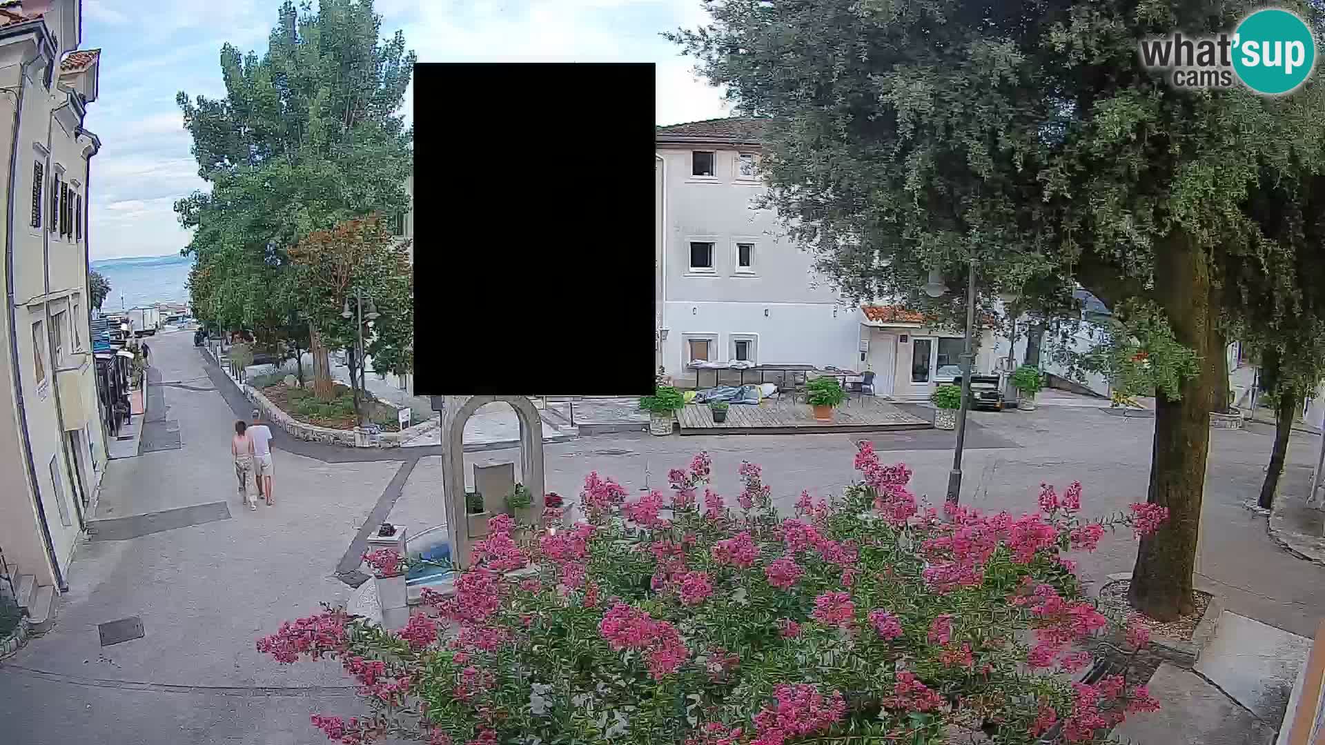Spletna kamera center Mošćeniška Draga – Pogled v živo
