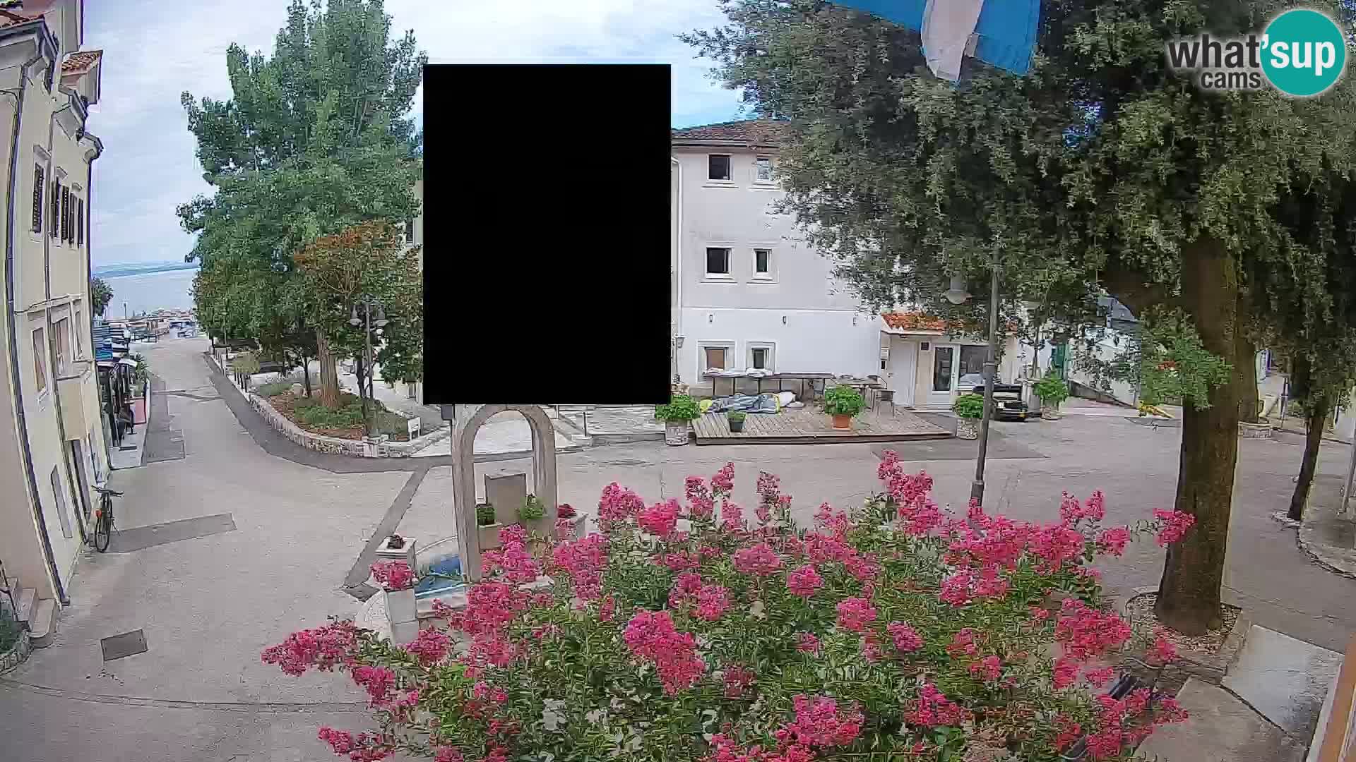 Web kamera centar Mošćeničke Drage – Pogled uživo