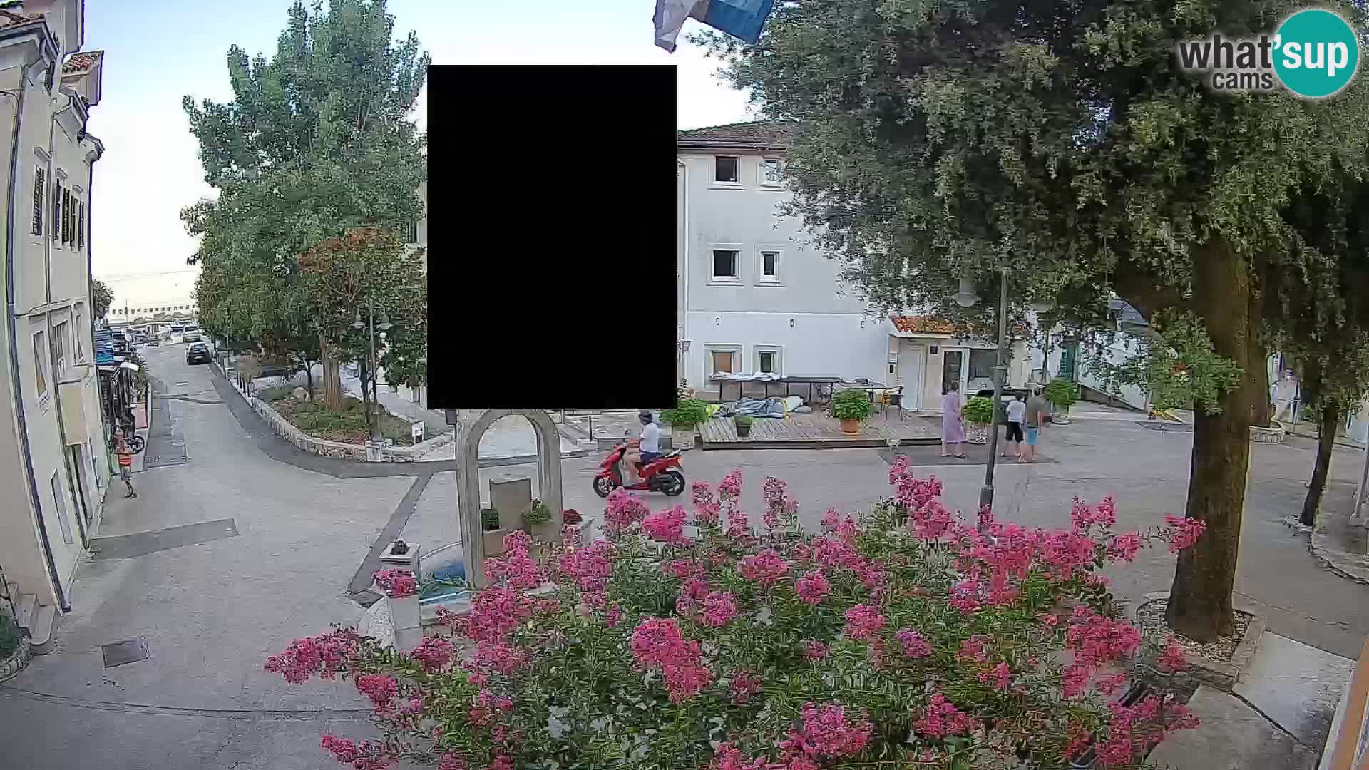 Web kamera centar Mošćeničke Drage – Pogled uživo