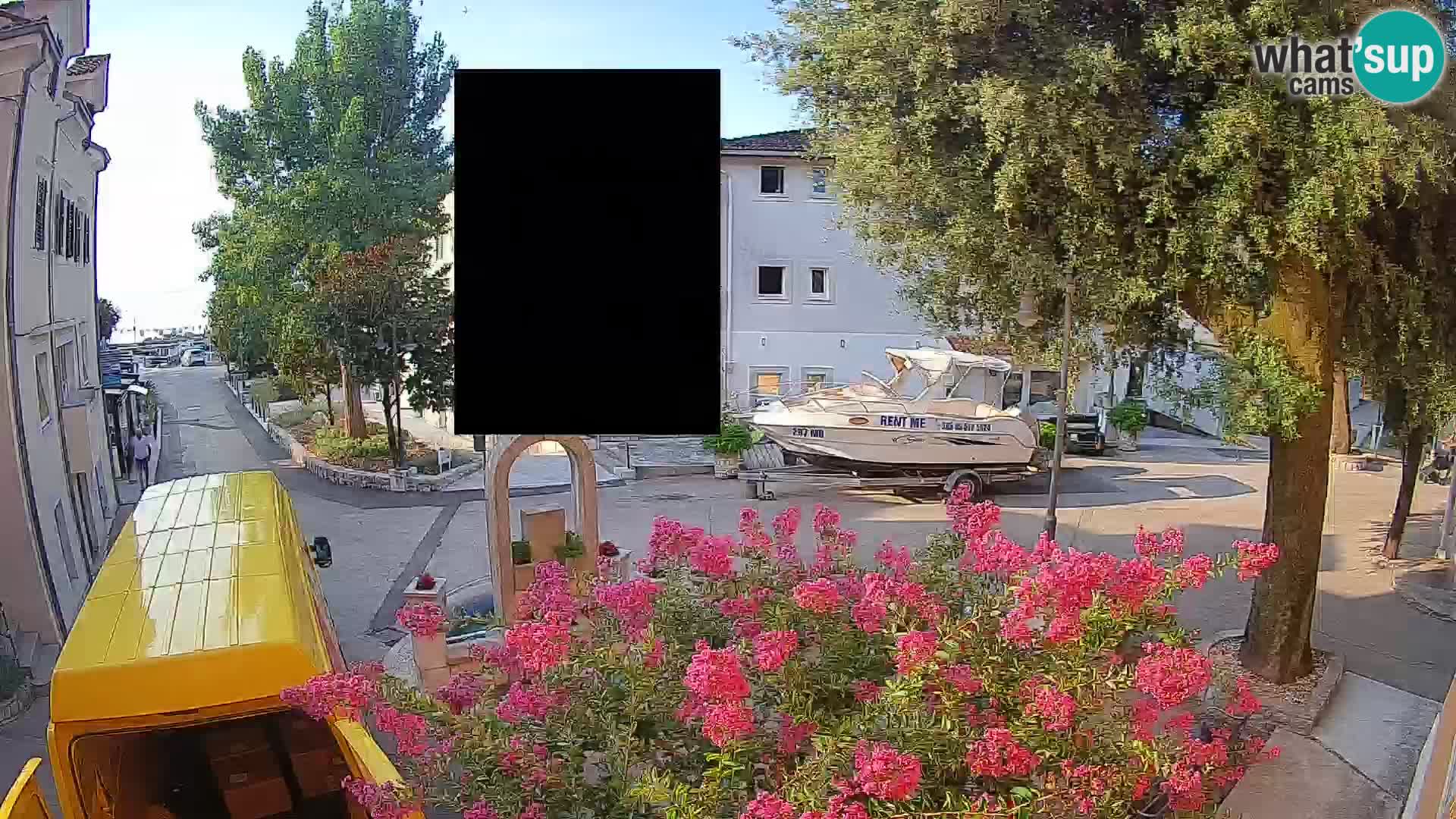 Spletna kamera center Mošćeniška Draga – Pogled v živo