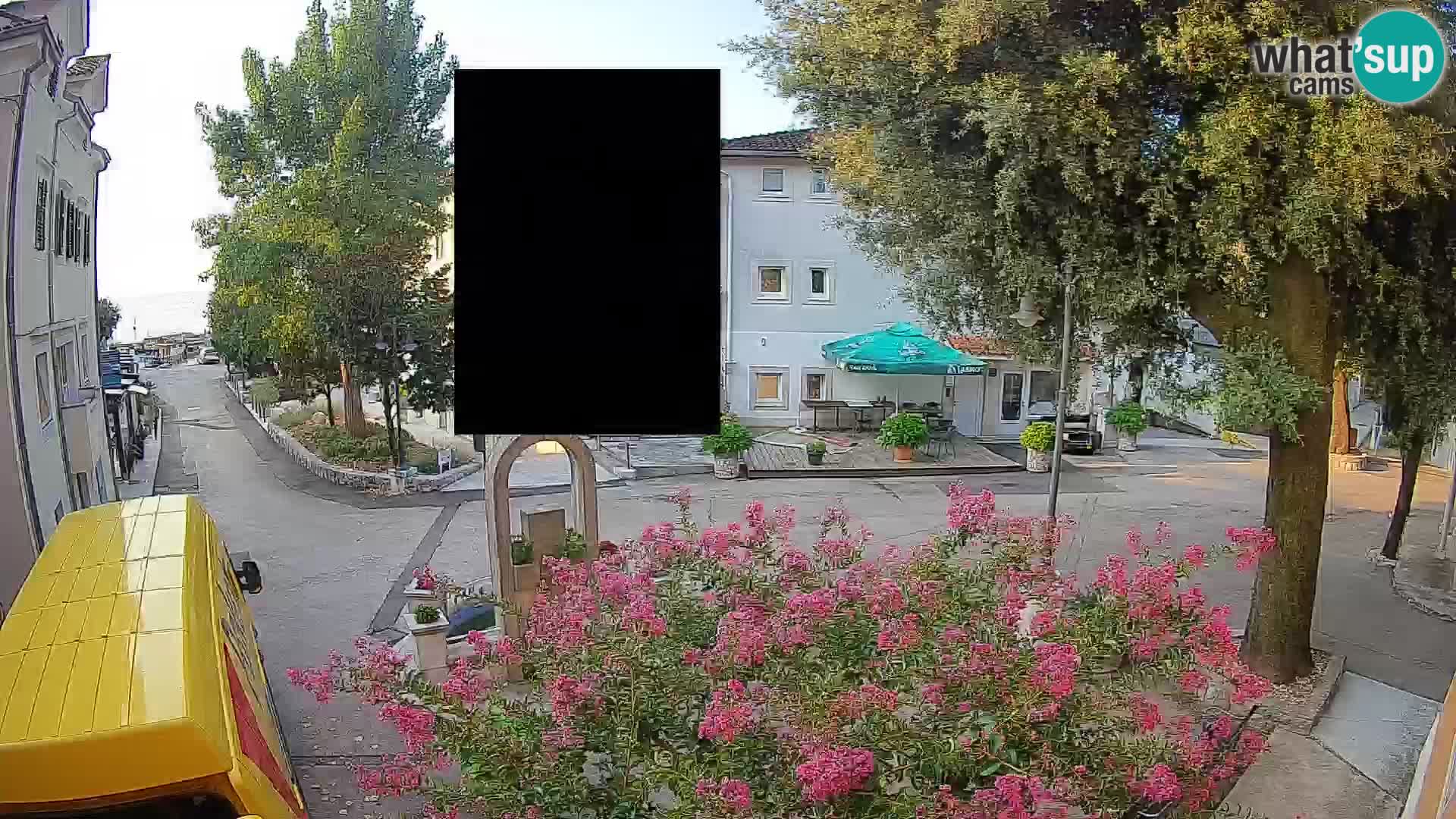 Spletna kamera center Mošćeniška Draga – Pogled v živo