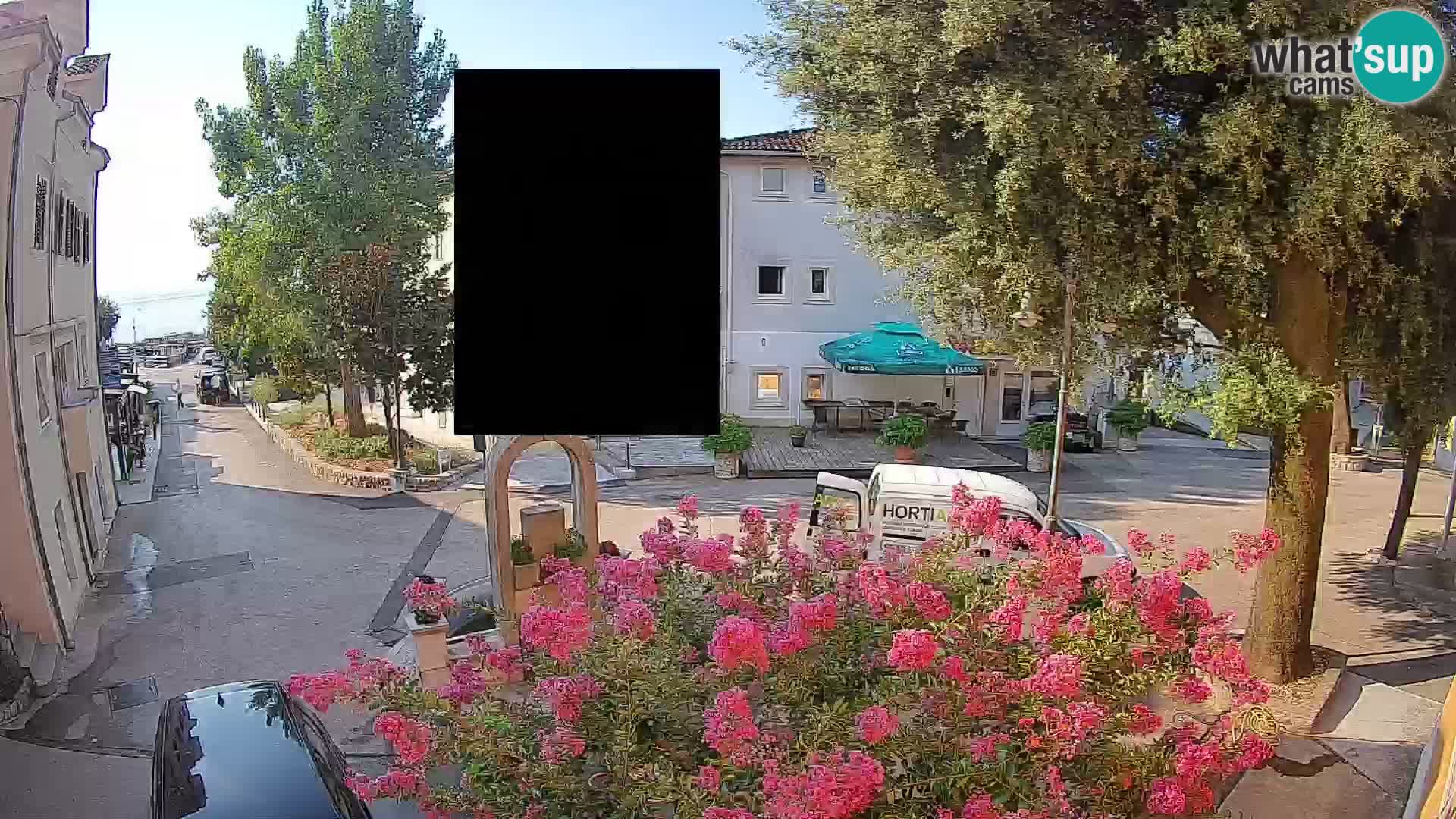 Webcam Mošćenička Draga Center – Live View of the Town Center