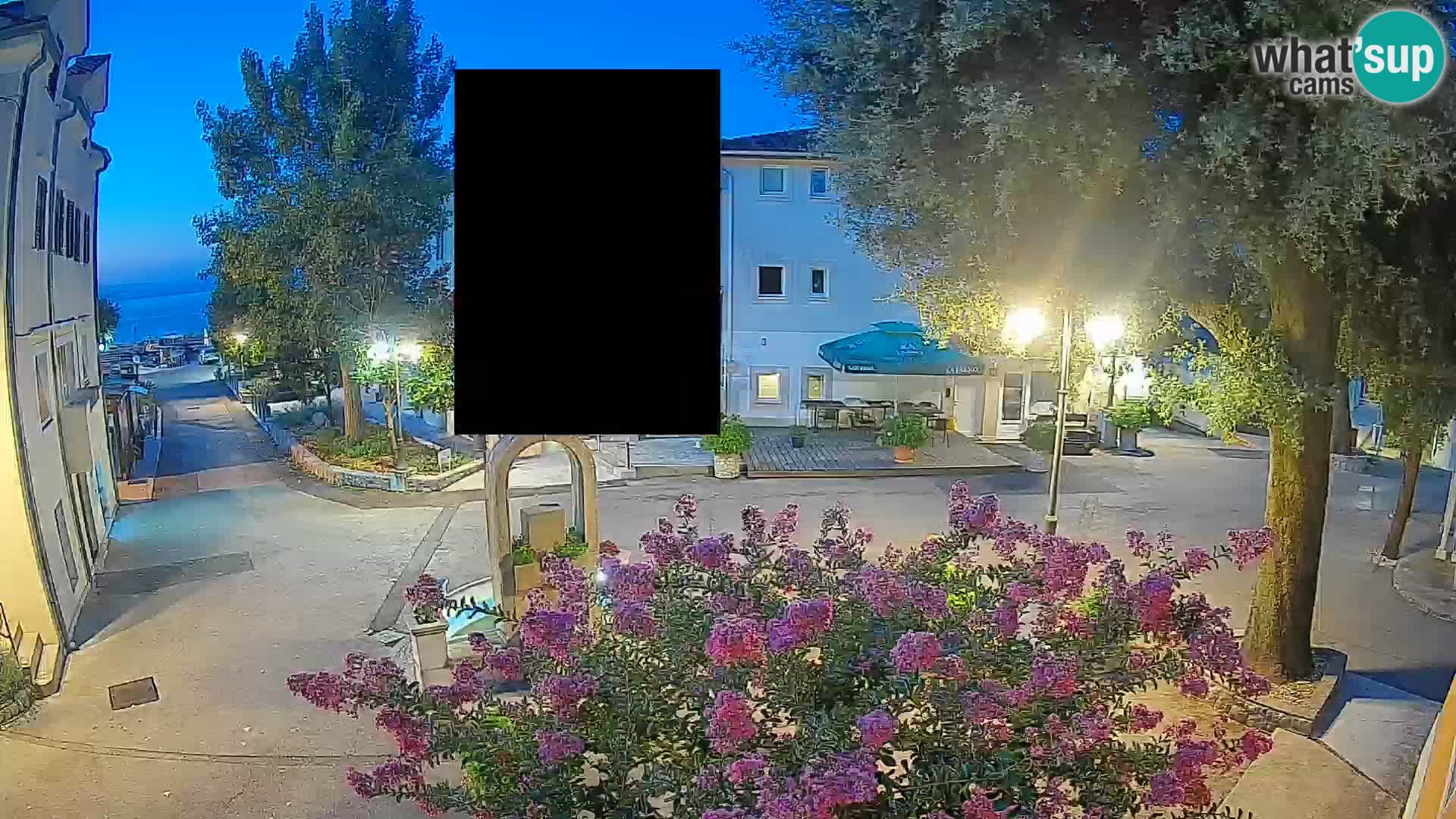 Webcam Mošćenička Draga Center – Live View of the Town Center