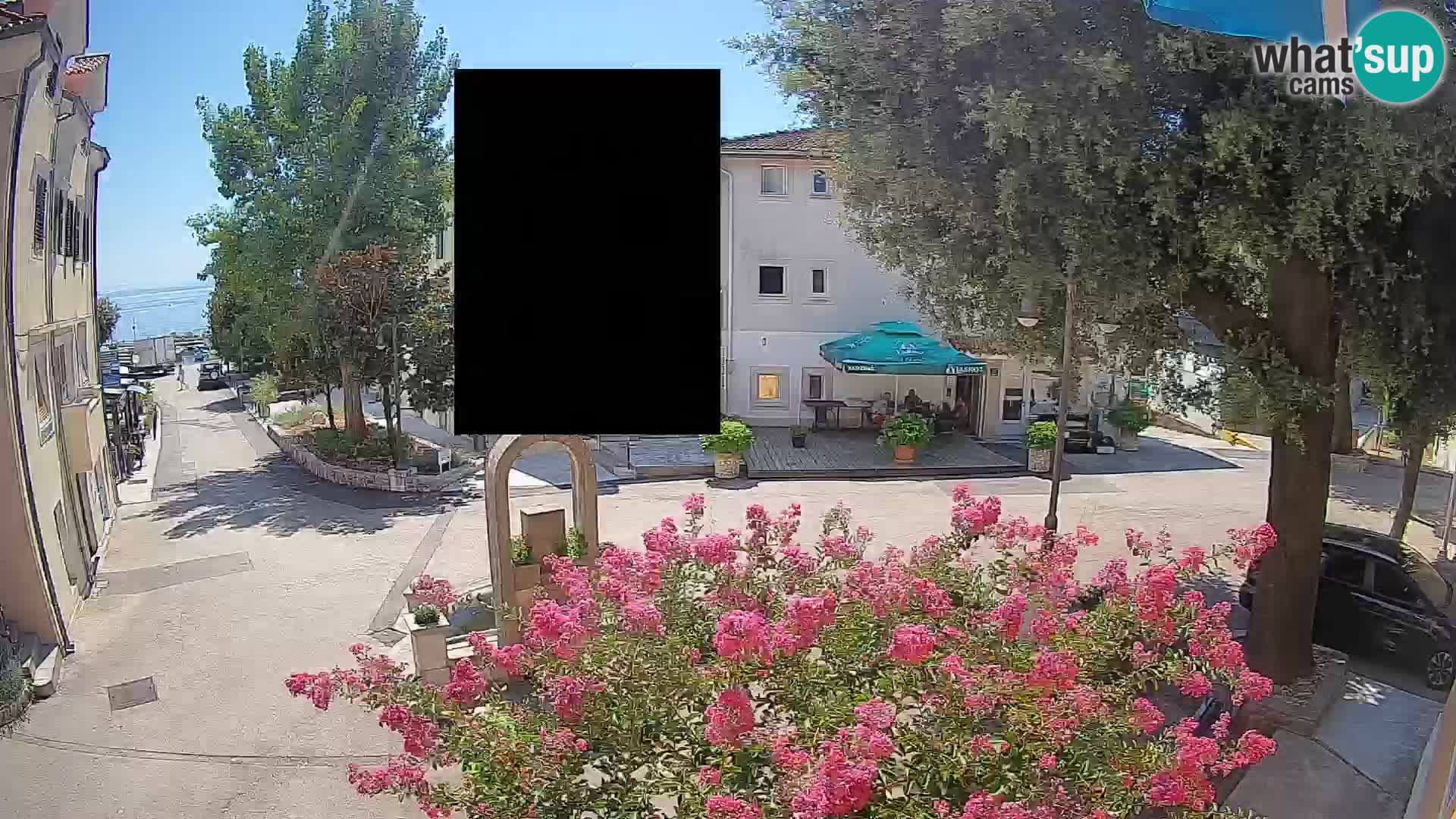 Webcam Mošćenička Draga Center – Live View of the Town Center