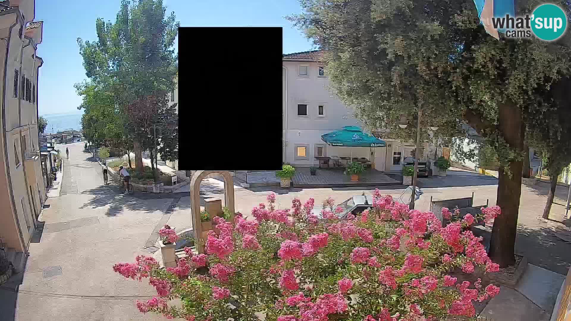Webcam Mošćenička Draga Center – Live View of the Town Center