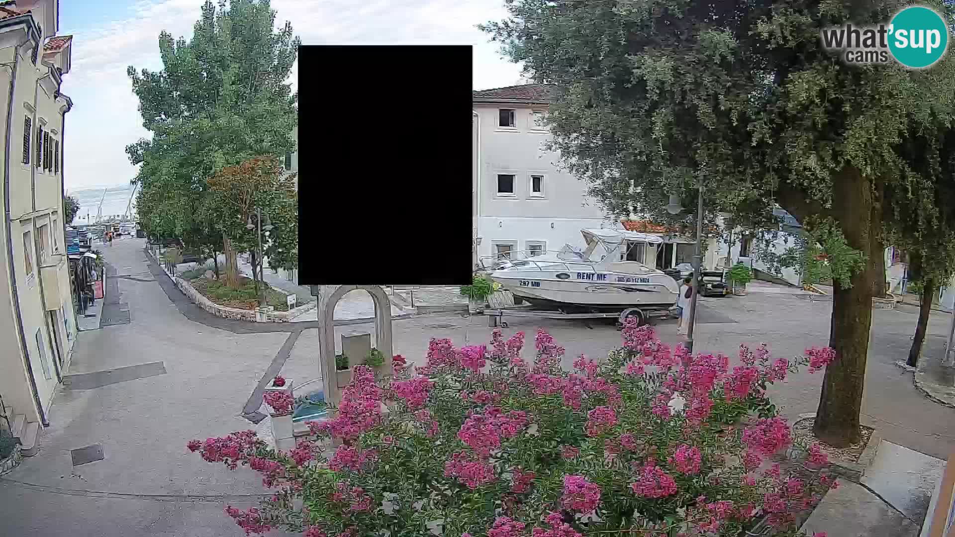 Webcam Mošćenička Draga Center – Live View of the Town Center