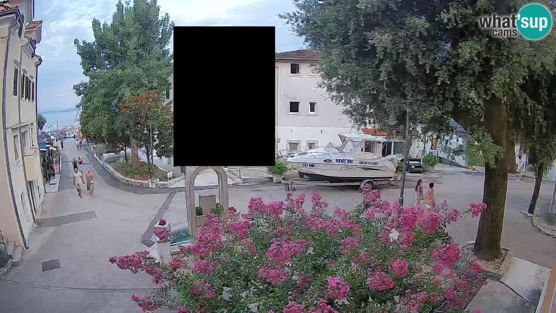 Webcam Mošćenička Draga Center – Live View of the Town Center