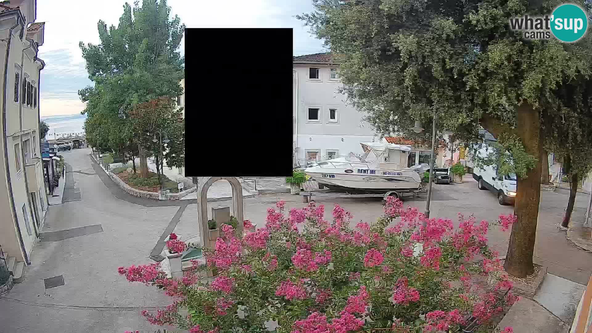 Web kamera centar Mošćeničke Drage – Pogled uživo