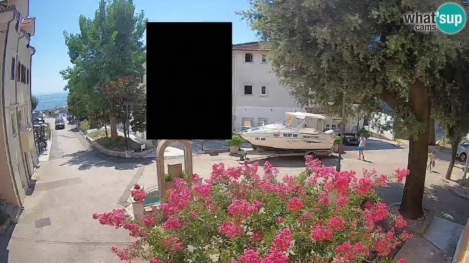 Spletna kamera center Mošćeniška Draga – Pogled v živo