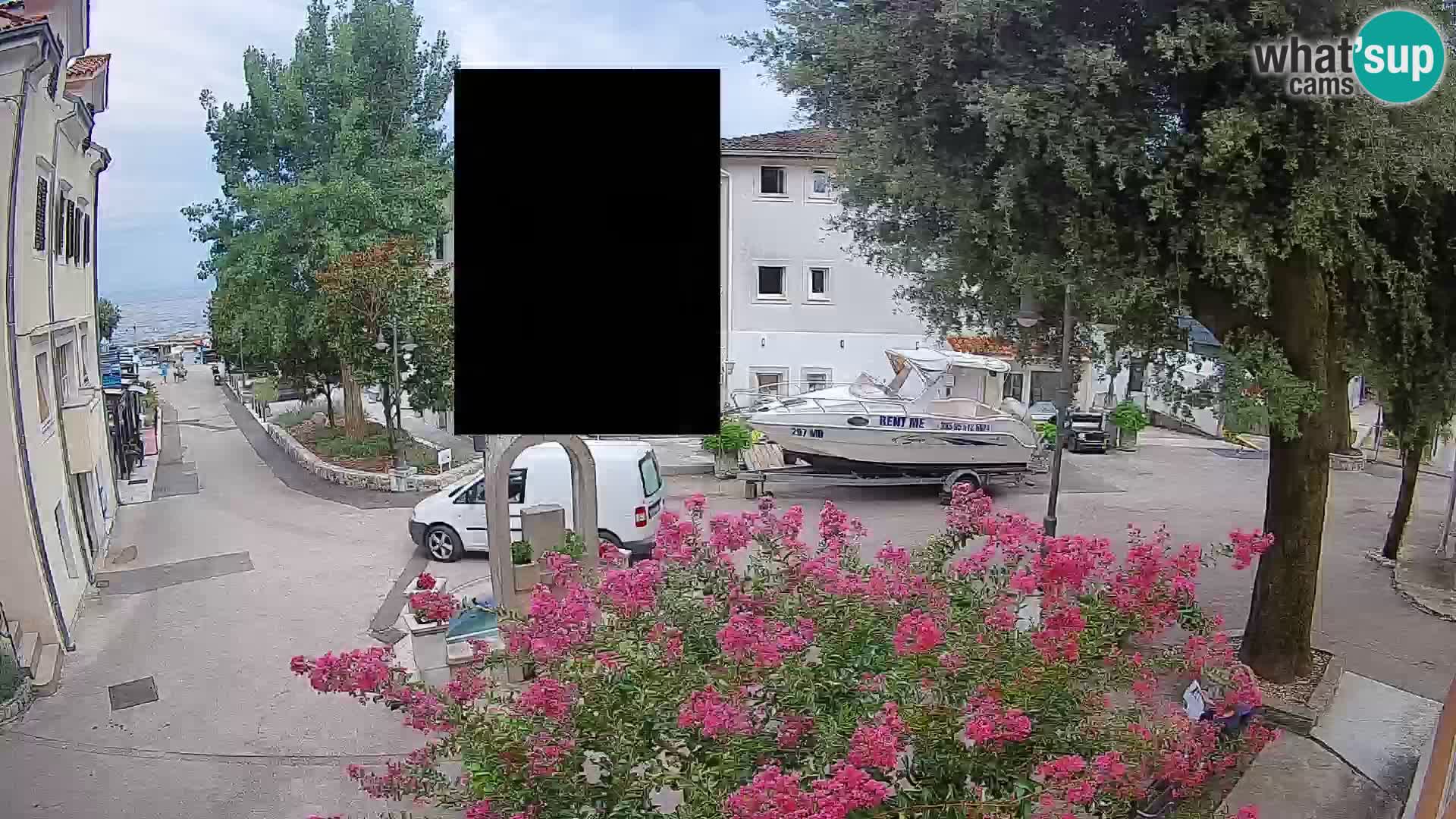 Spletna kamera center Mošćeniška Draga – Pogled v živo