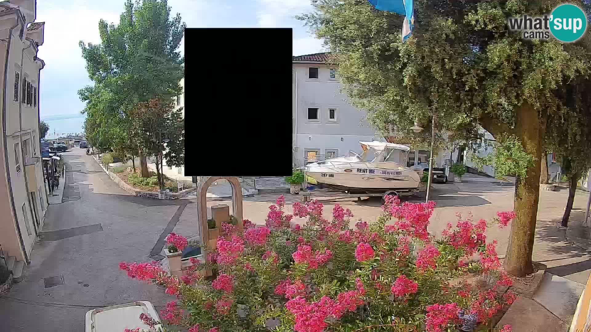 Web kamera centar Mošćeničke Drage – Pogled uživo