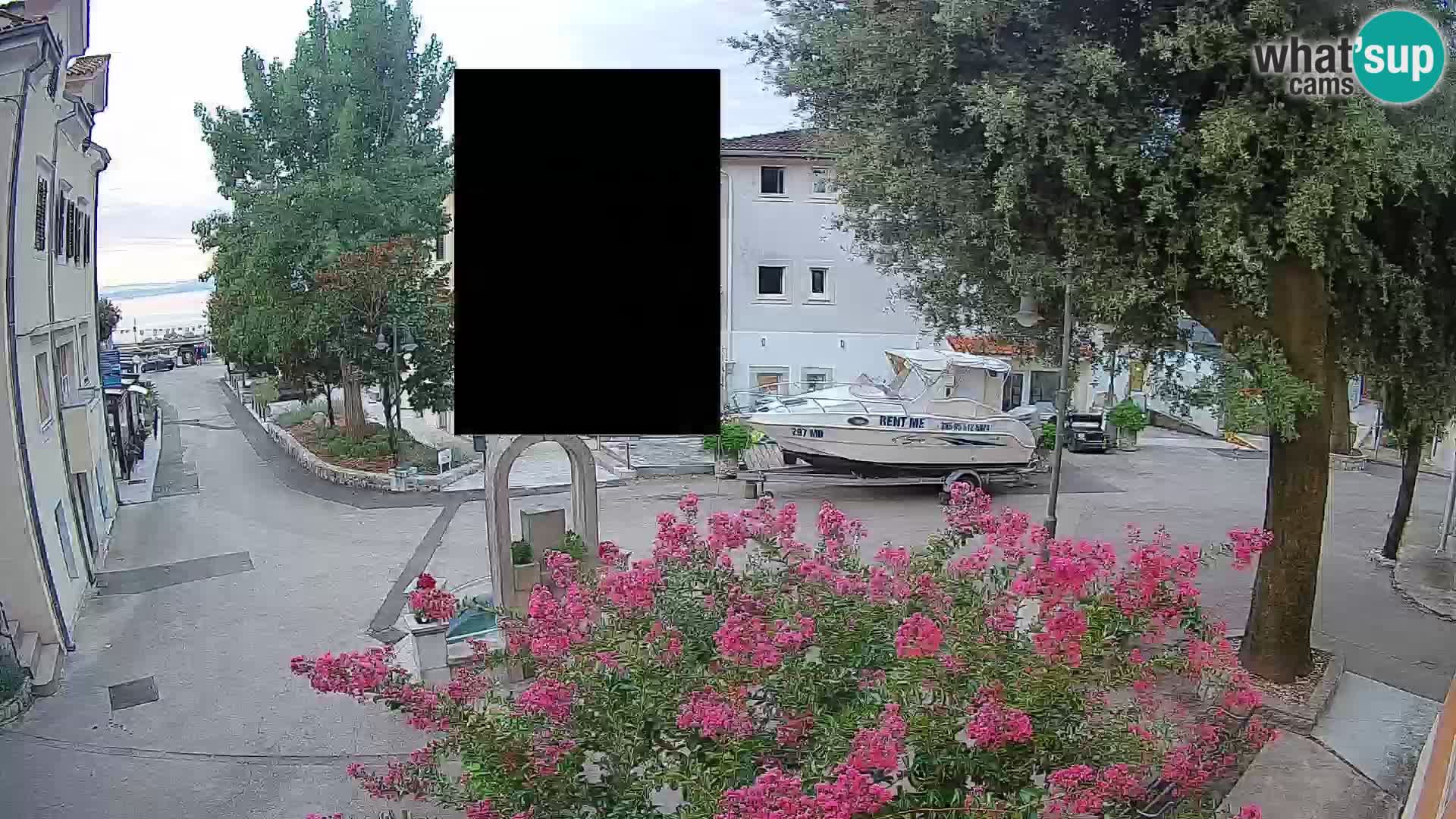 Web kamera centar Mošćeničke Drage – Pogled uživo