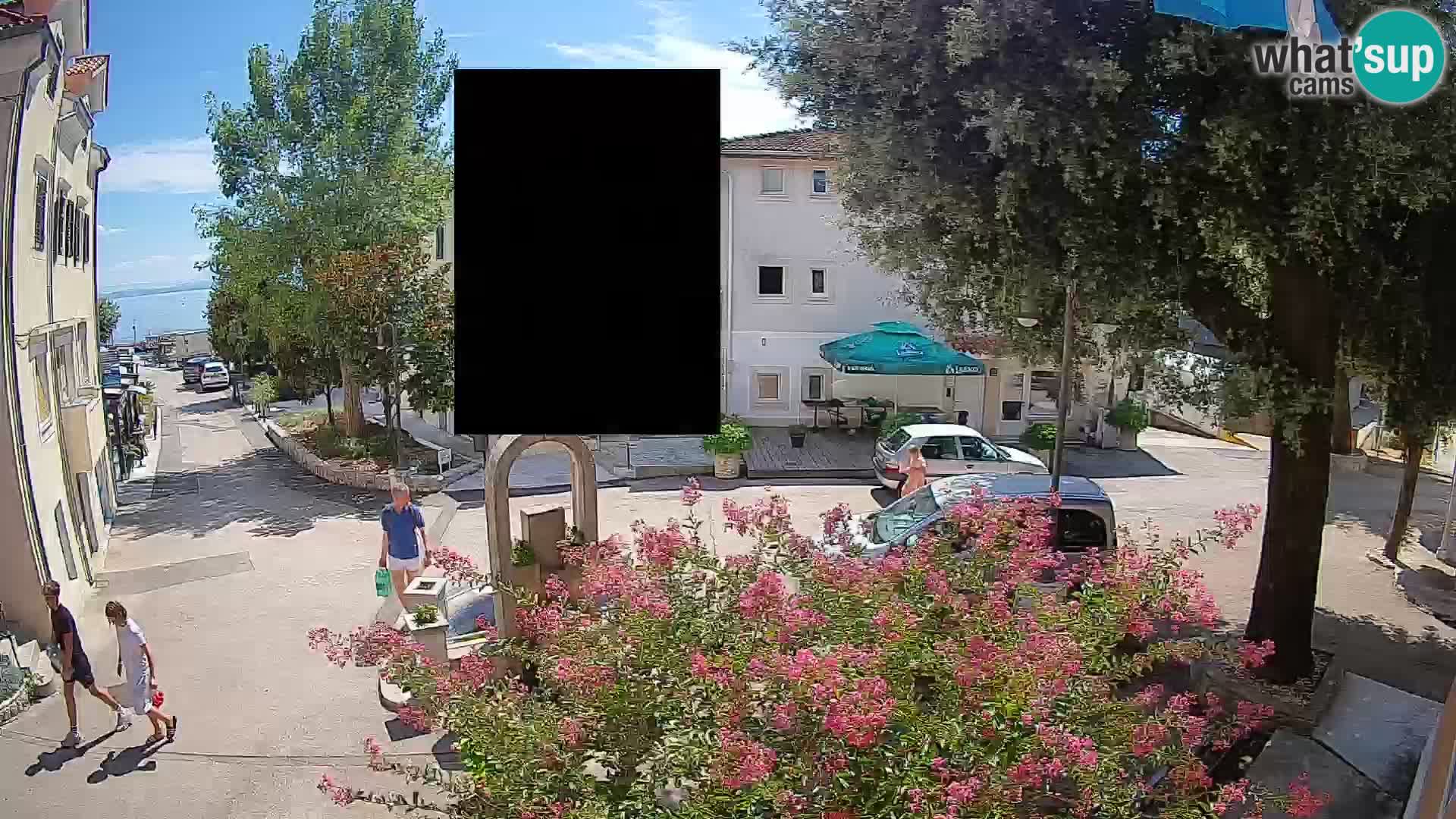 Spletna kamera center Mošćeniška Draga – Pogled v živo