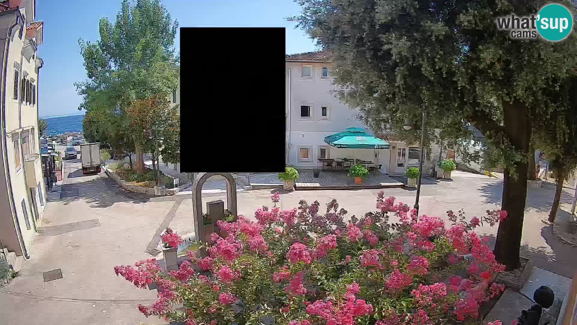 Webcam Mošćenička Draga Center – Live View of the Town Center