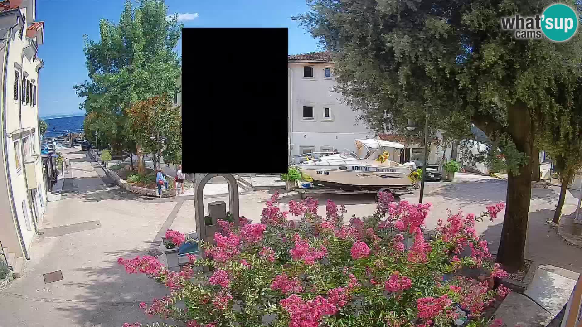 Web kamera centar Mošćeničke Drage – Pogled uživo