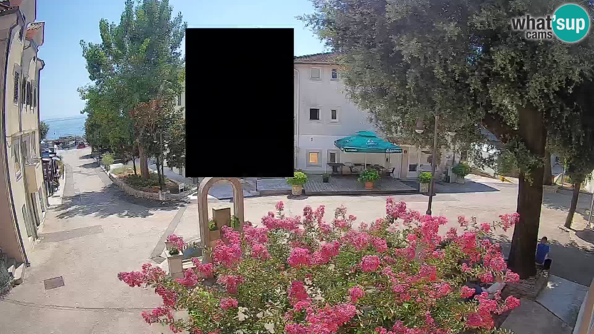 Webcam Mošćenička Draga Center – Live View of the Town Center