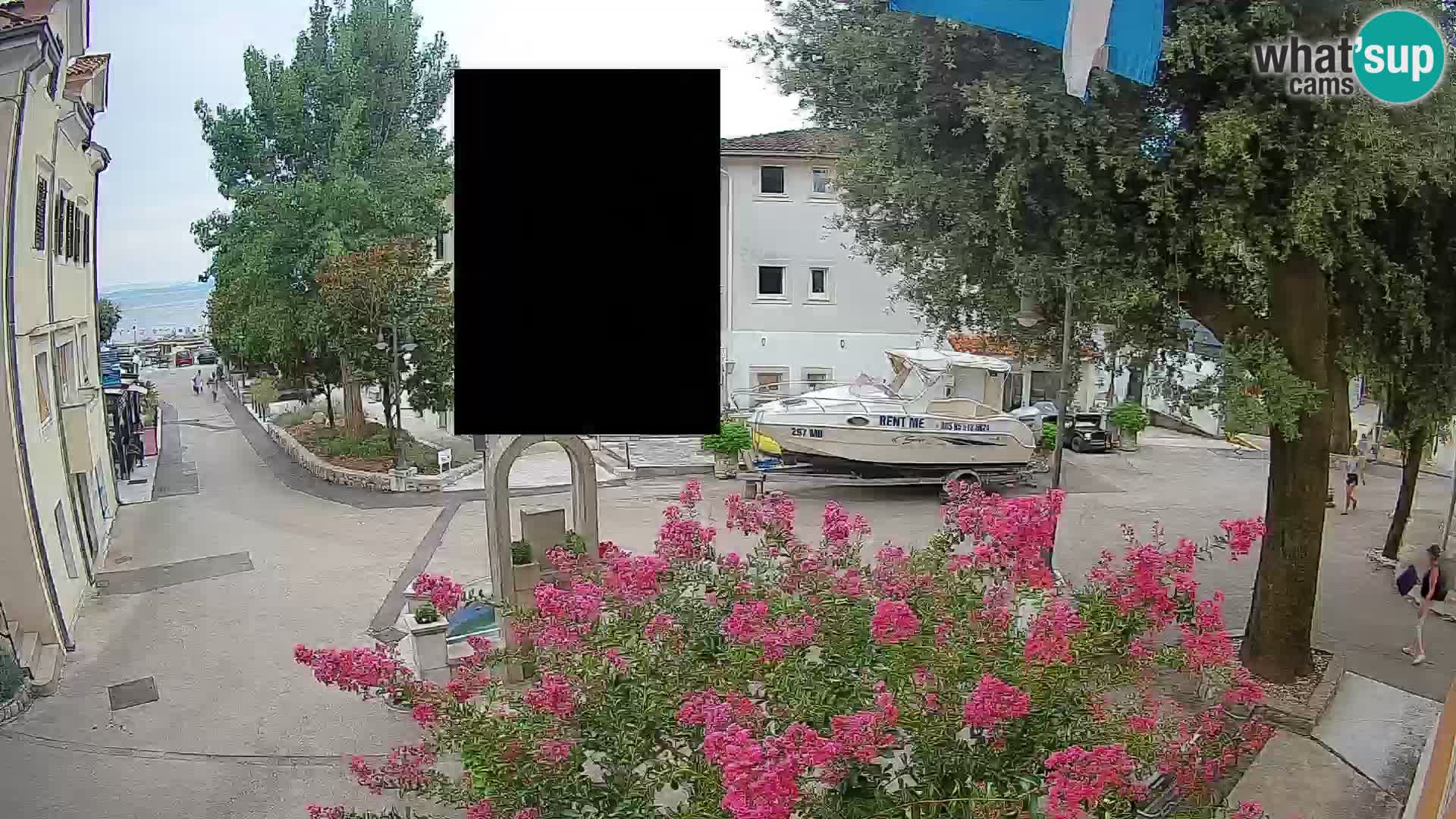 Web kamera centar Mošćeničke Drage – Pogled uživo