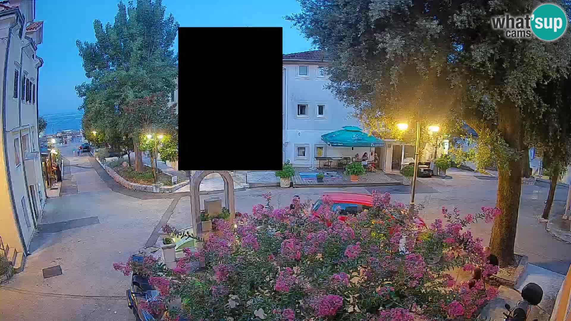 Web kamera centar Mošćeničke Drage – Pogled uživo