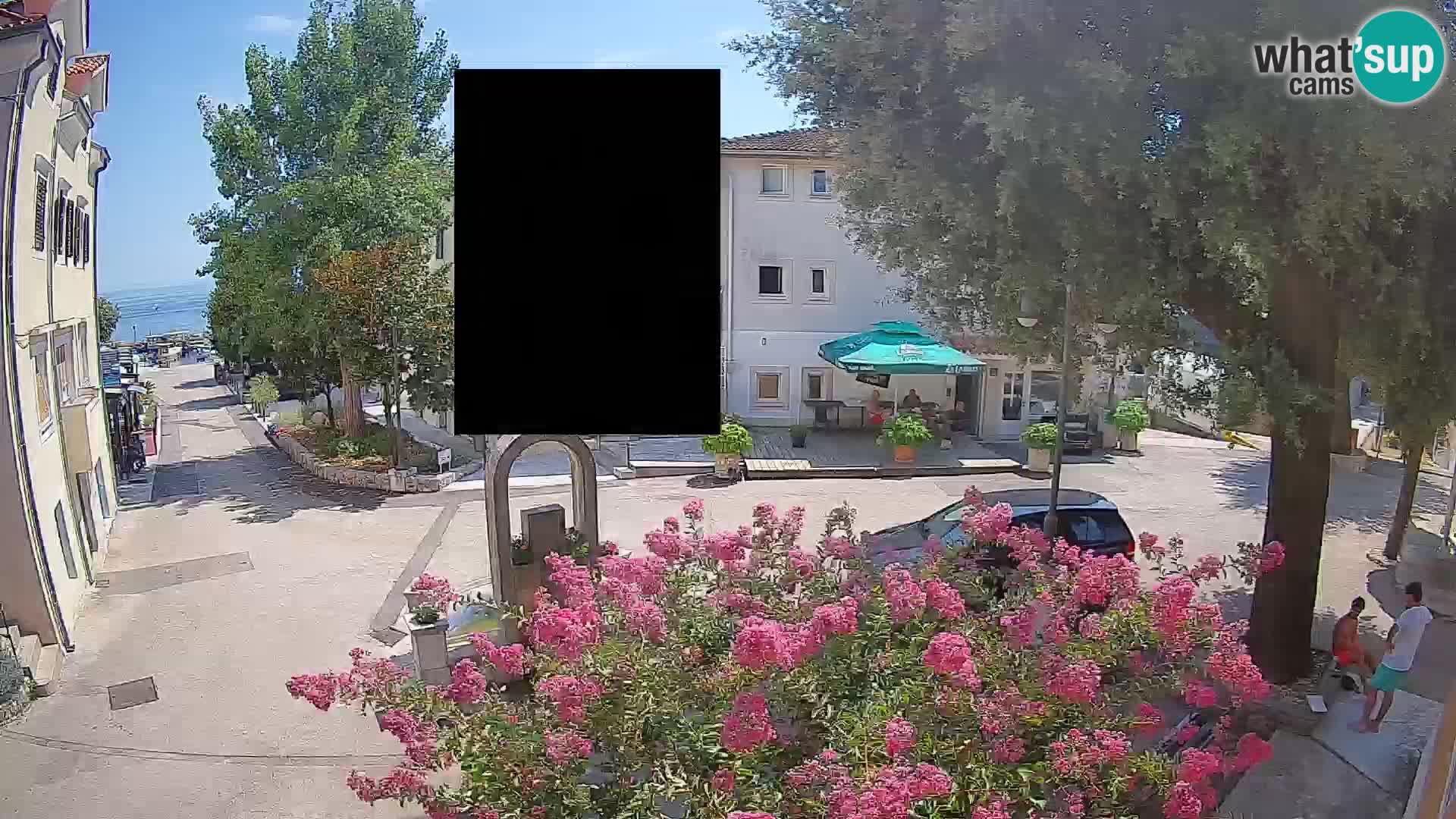 Webcam Mošćenička Draga Center – Live View of the Town Center