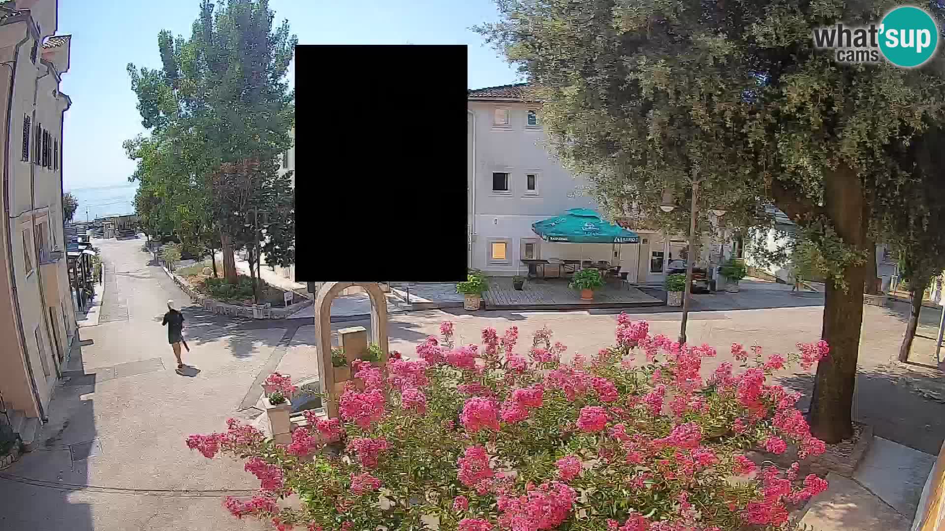 Web kamera centar Mošćeničke Drage – Pogled uživo