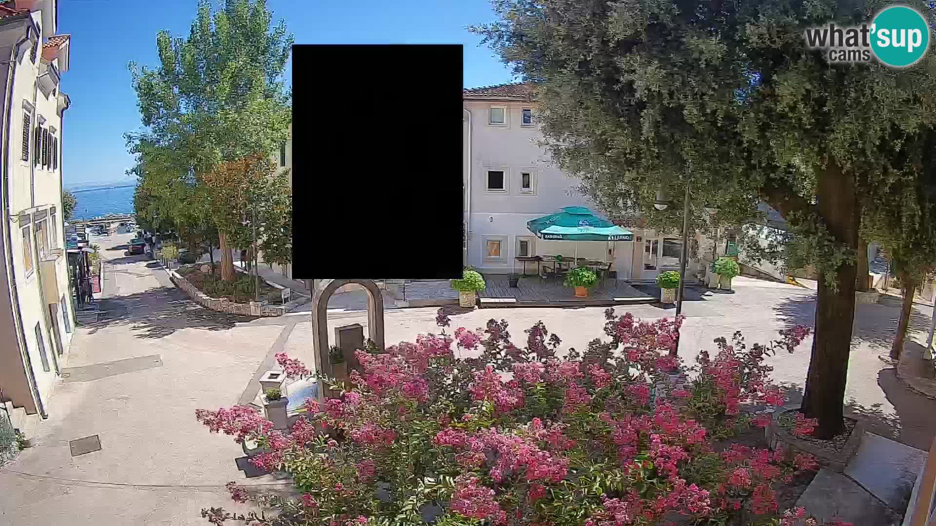 Spletna kamera center Mošćeniška Draga – Pogled v živo