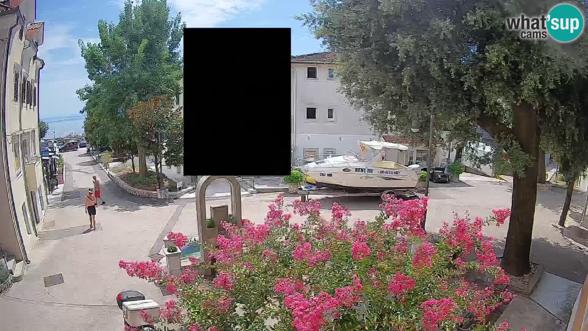 Webcam Mošćenička Draga Center – Live View of the Town Center