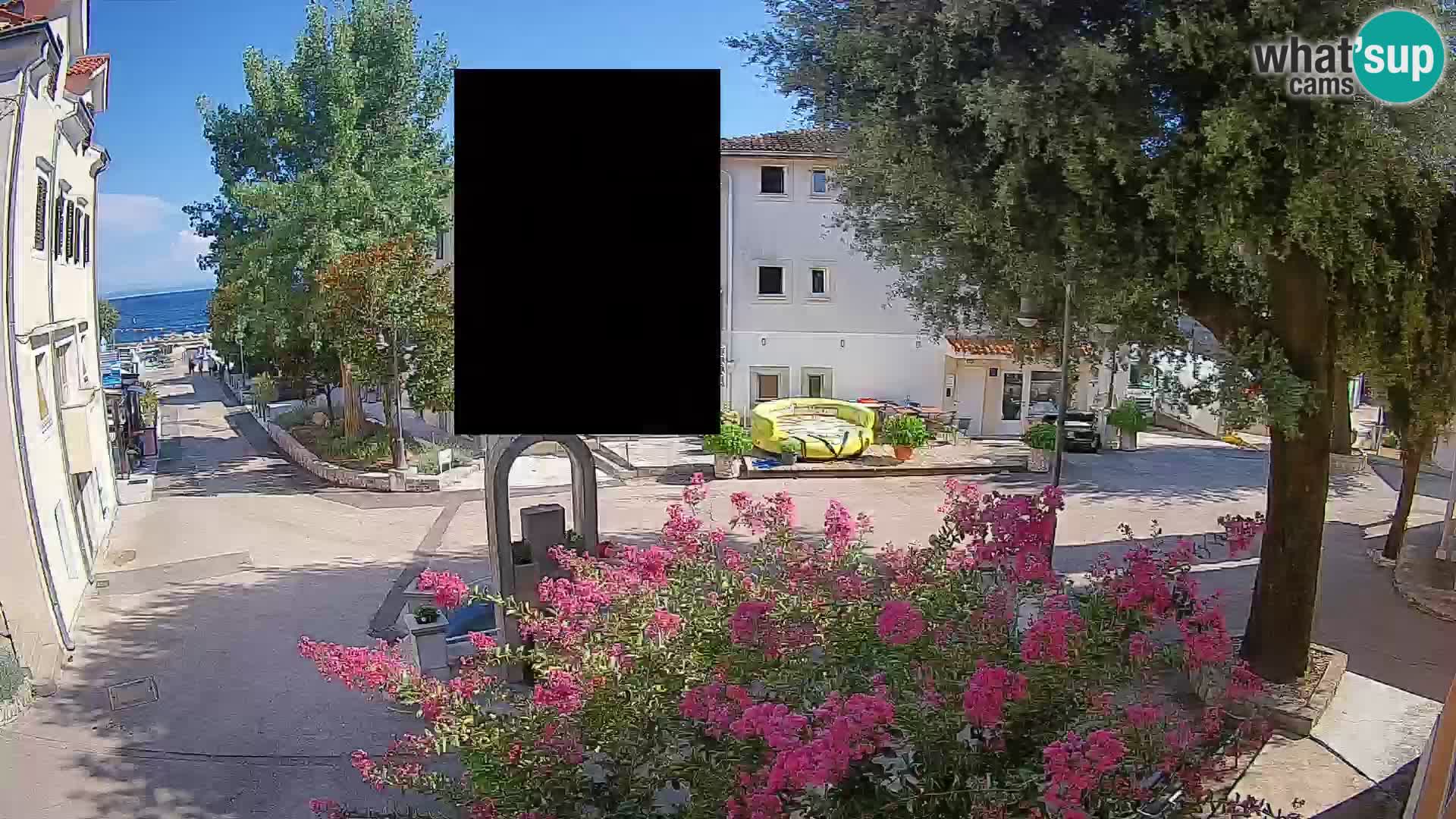 Webcam Mošćenička Draga Center – Live View of the Town Center