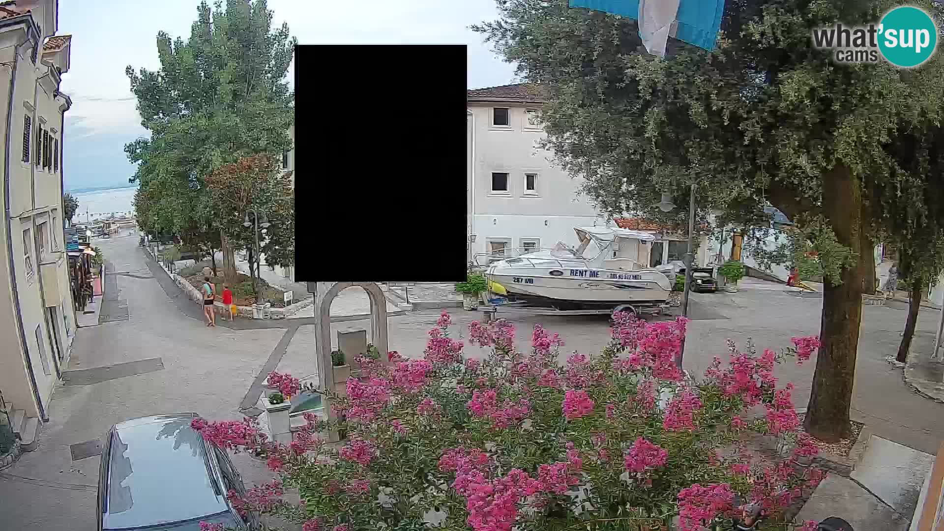 Web kamera centar Mošćeničke Drage – Pogled uživo