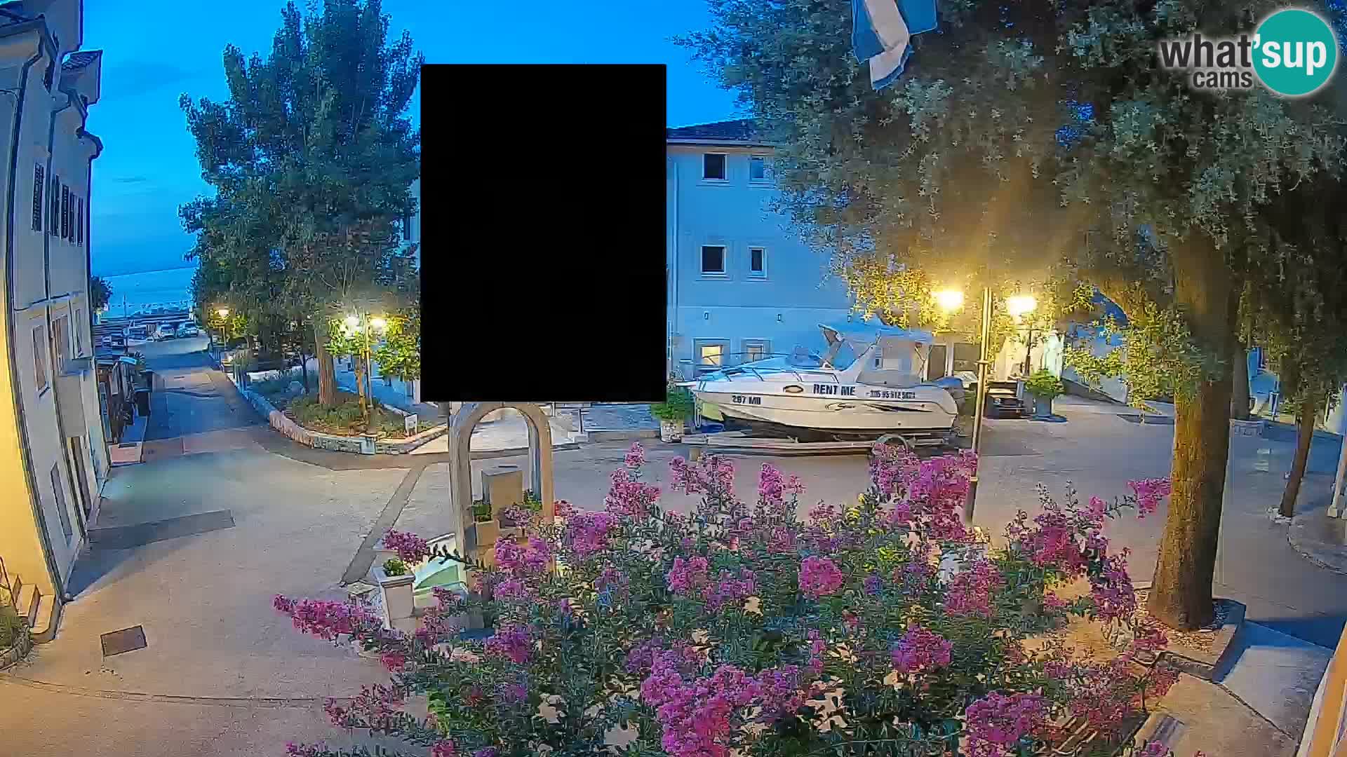 Web kamera centar Mošćeničke Drage – Pogled uživo