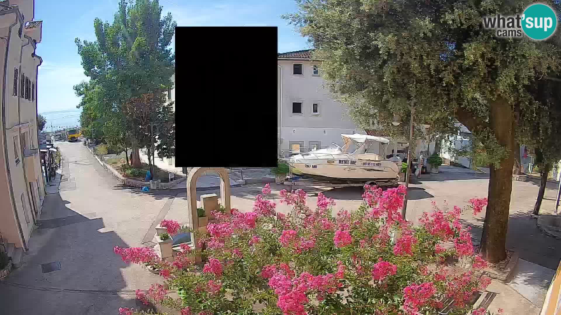 Webcam Mošćenička Draga Center – Live View of the Town Center