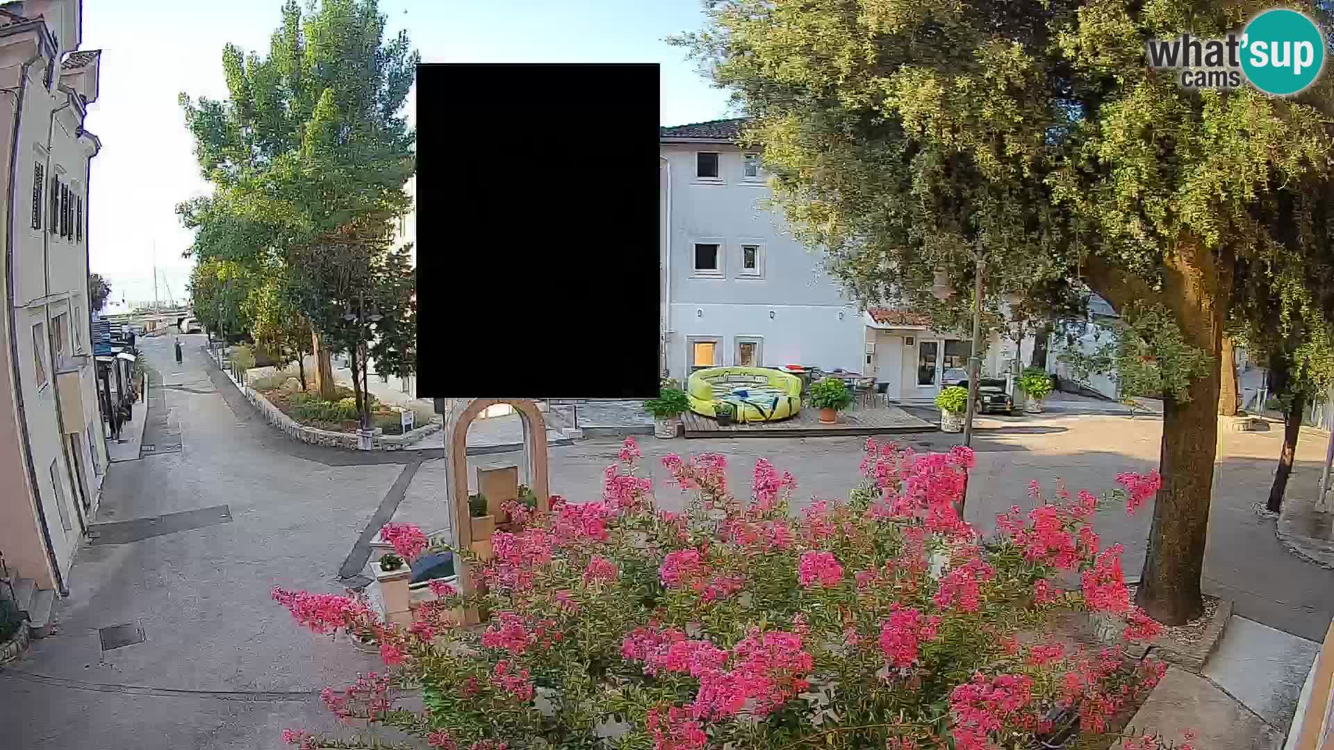 Web kamera centar Mošćeničke Drage – Pogled uživo