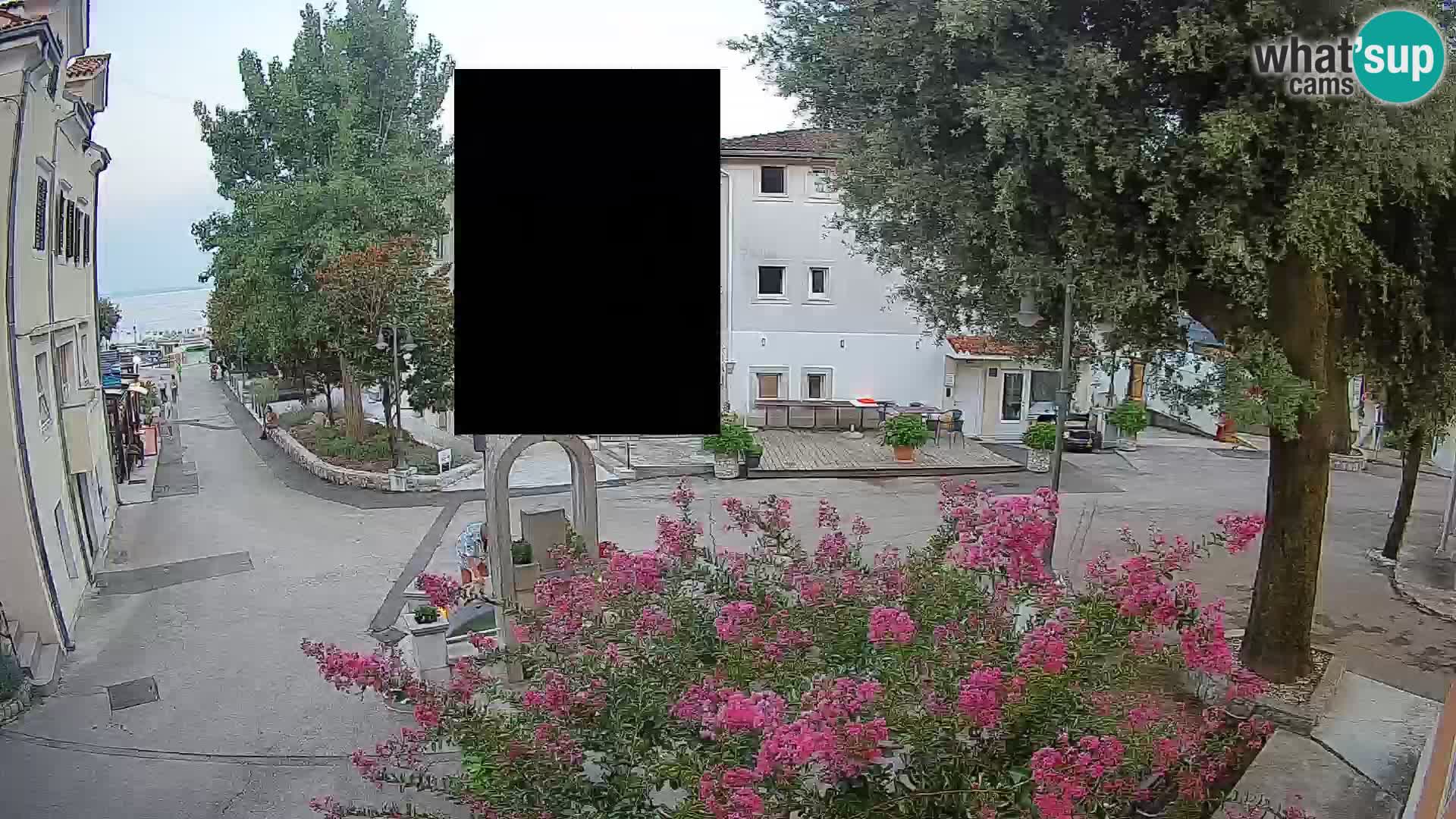 Spletna kamera center Mošćeniška Draga – Pogled v živo