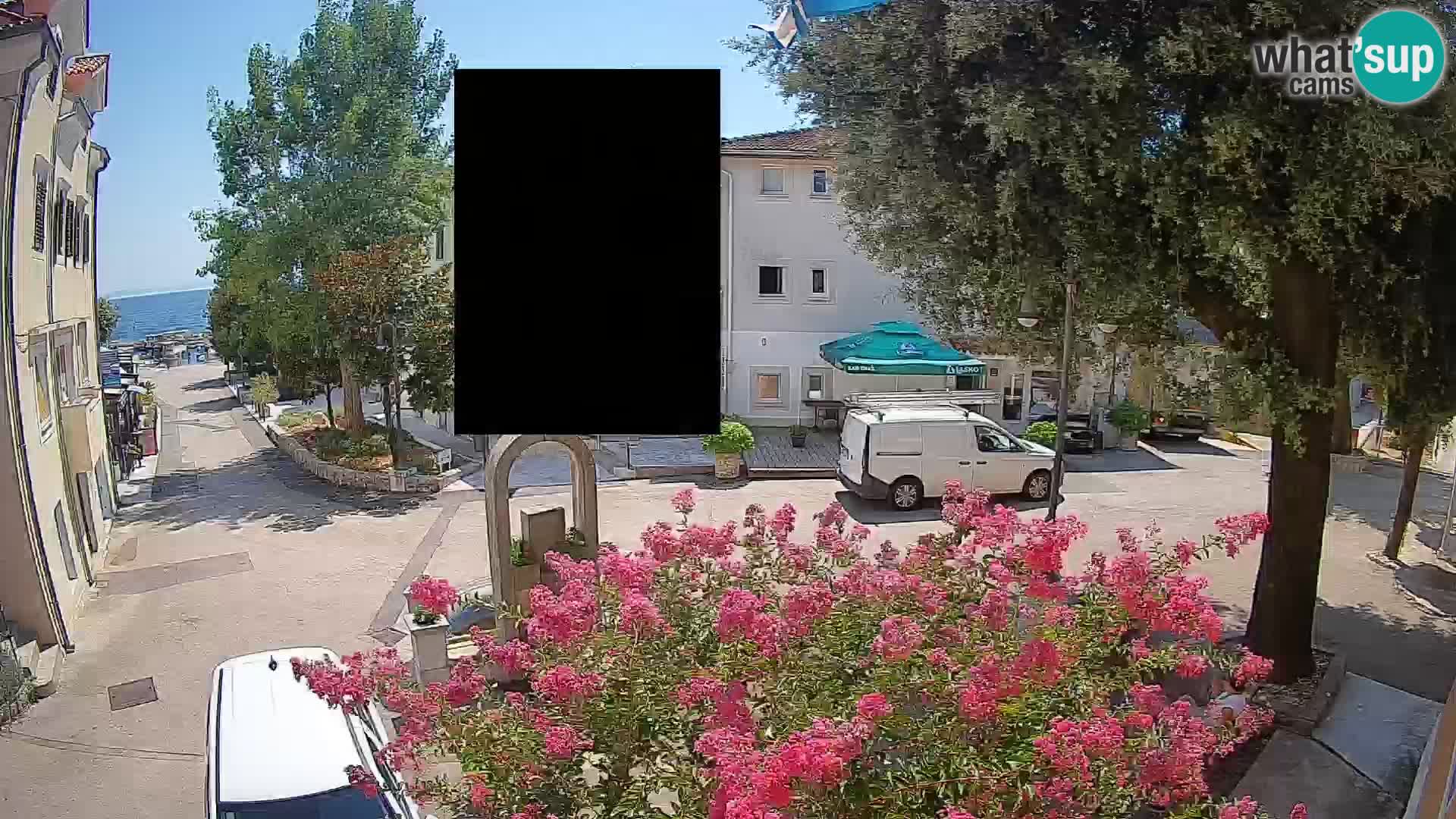 Webcam Mošćenička Draga Center – Live View of the Town Center