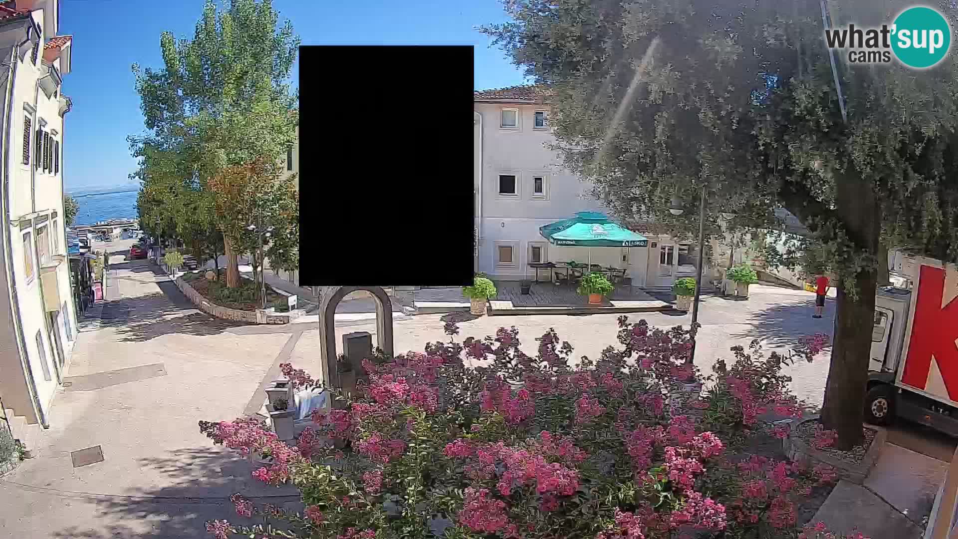 Webcam Mošćenička Draga Center – Live View of the Town Center