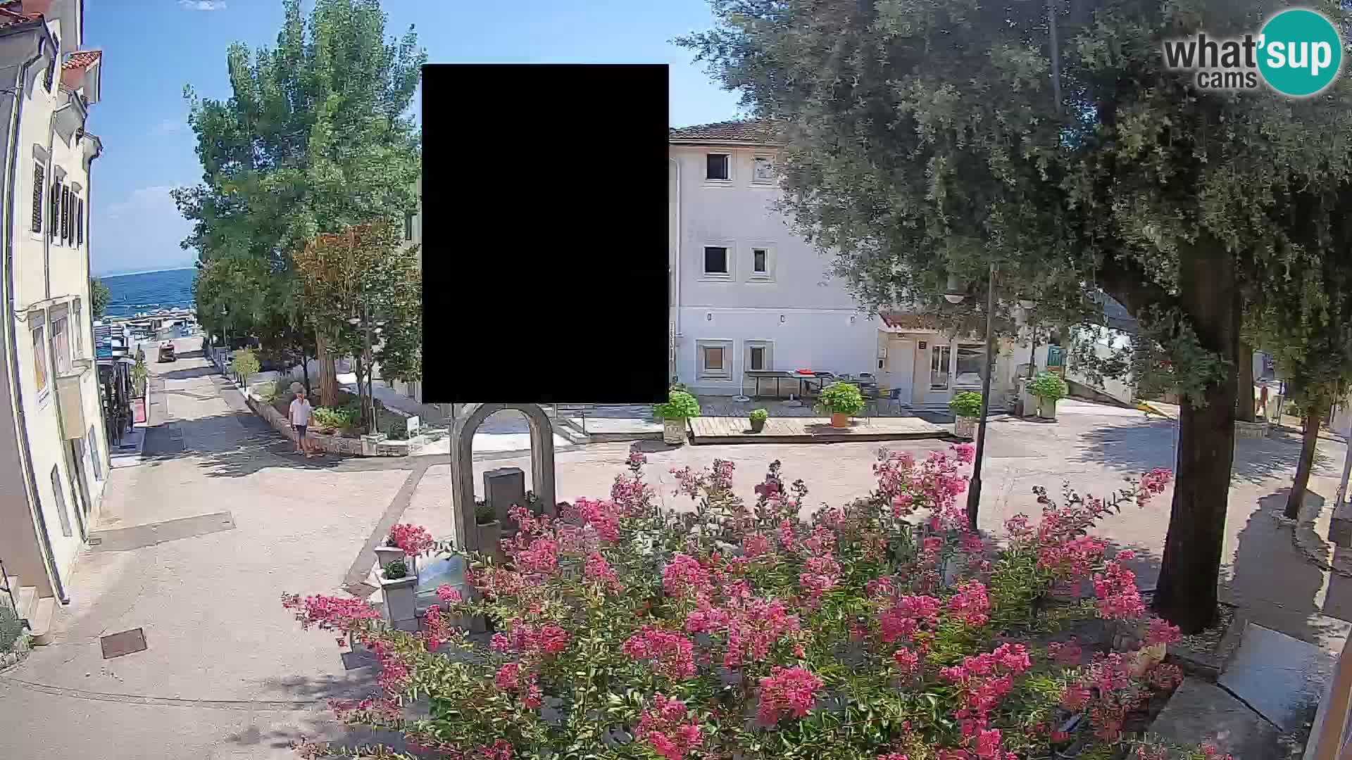 Webcam Mošćenička Draga Center – Live View of the Town Center