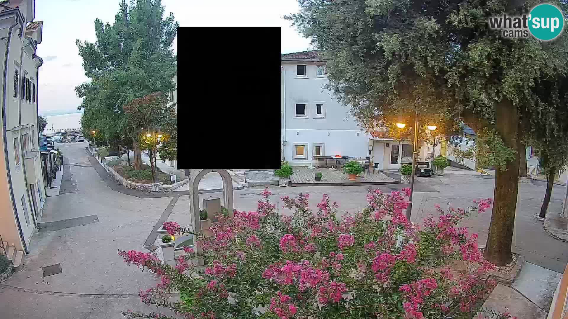 Webcam Mošćenička Draga Center – Live View of the Town Center