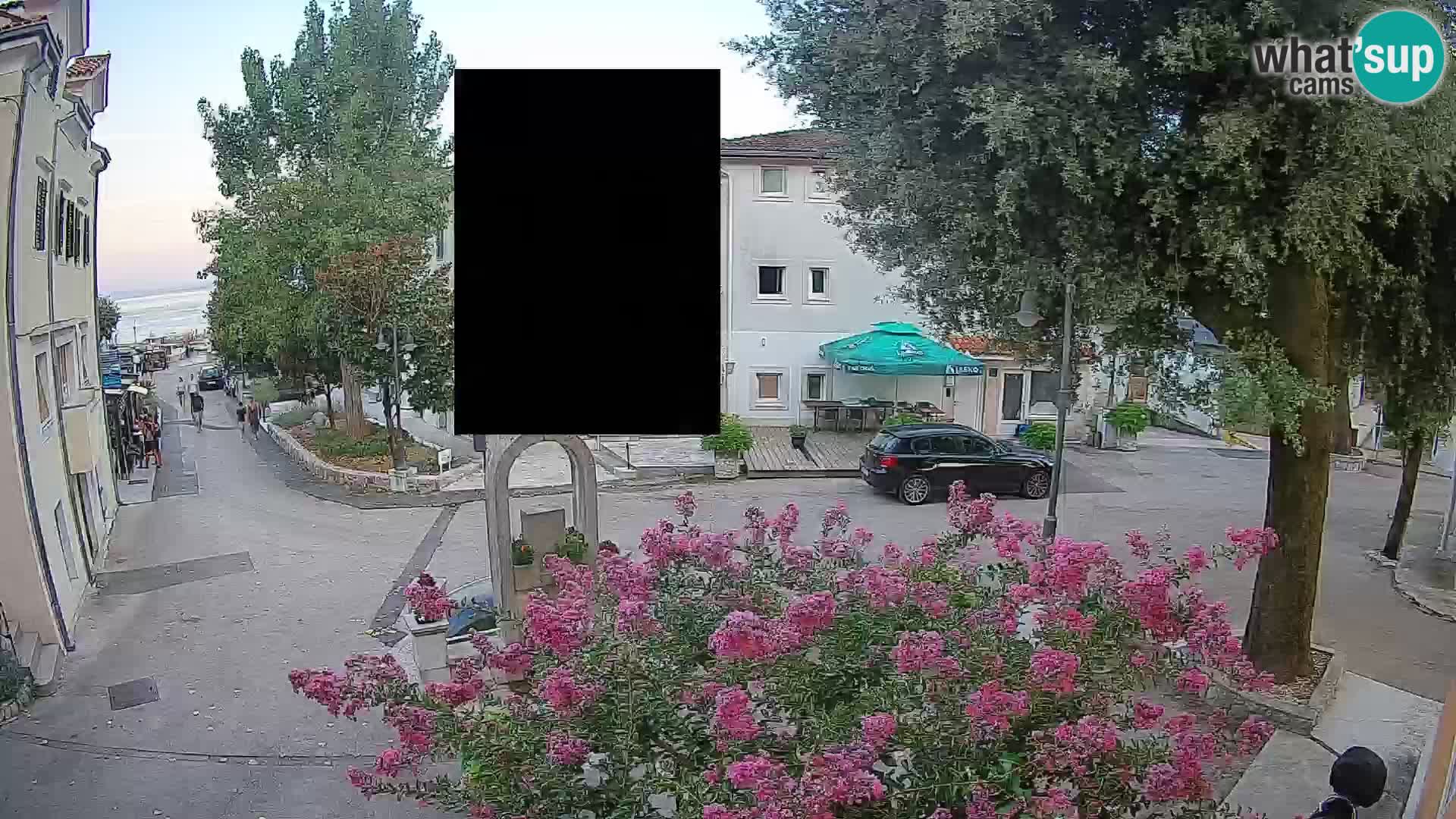 Webcam Mošćenička Draga Center – Live View of the Town Center
