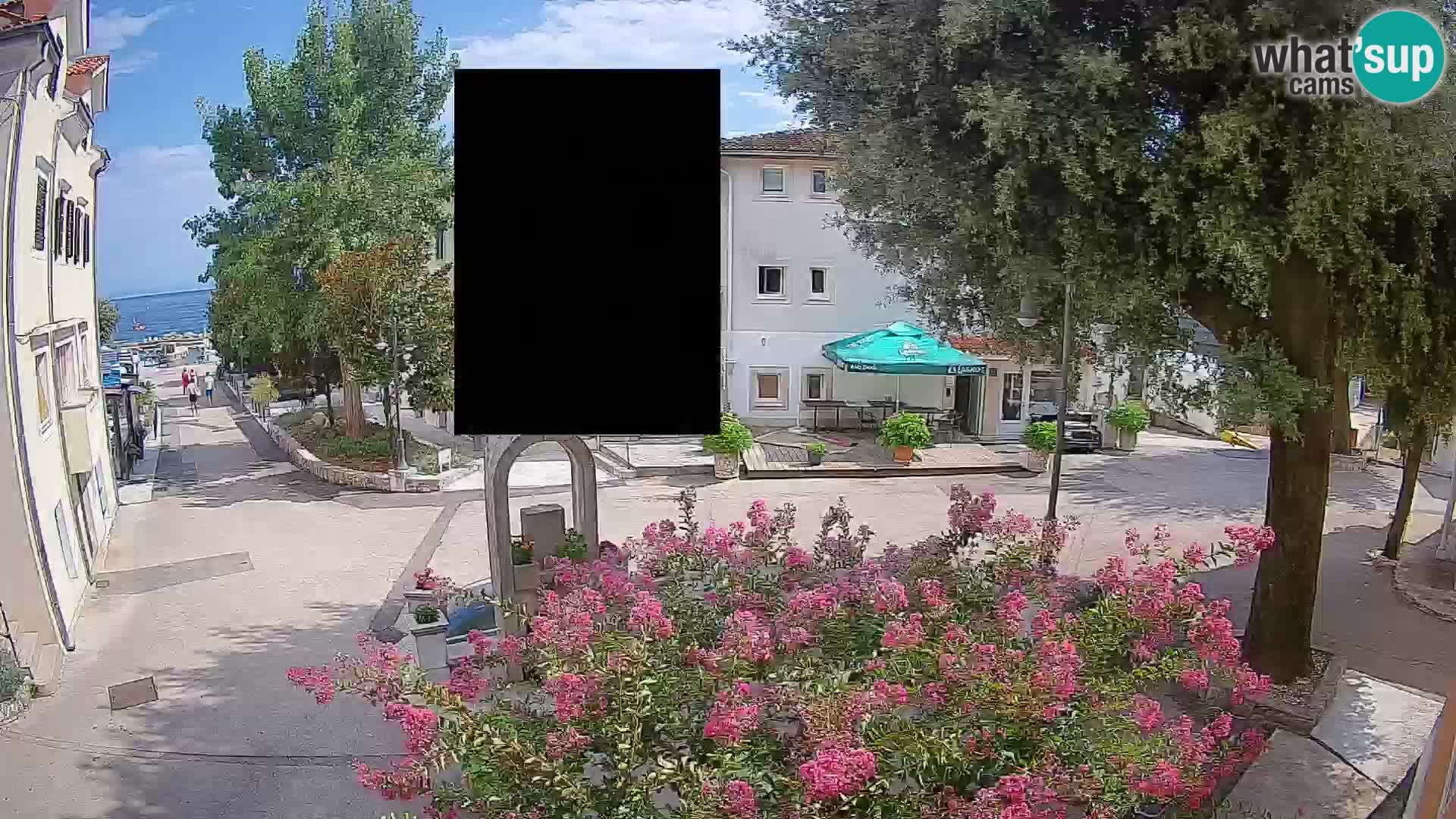 Spletna kamera center Mošćeniška Draga – Pogled v živo