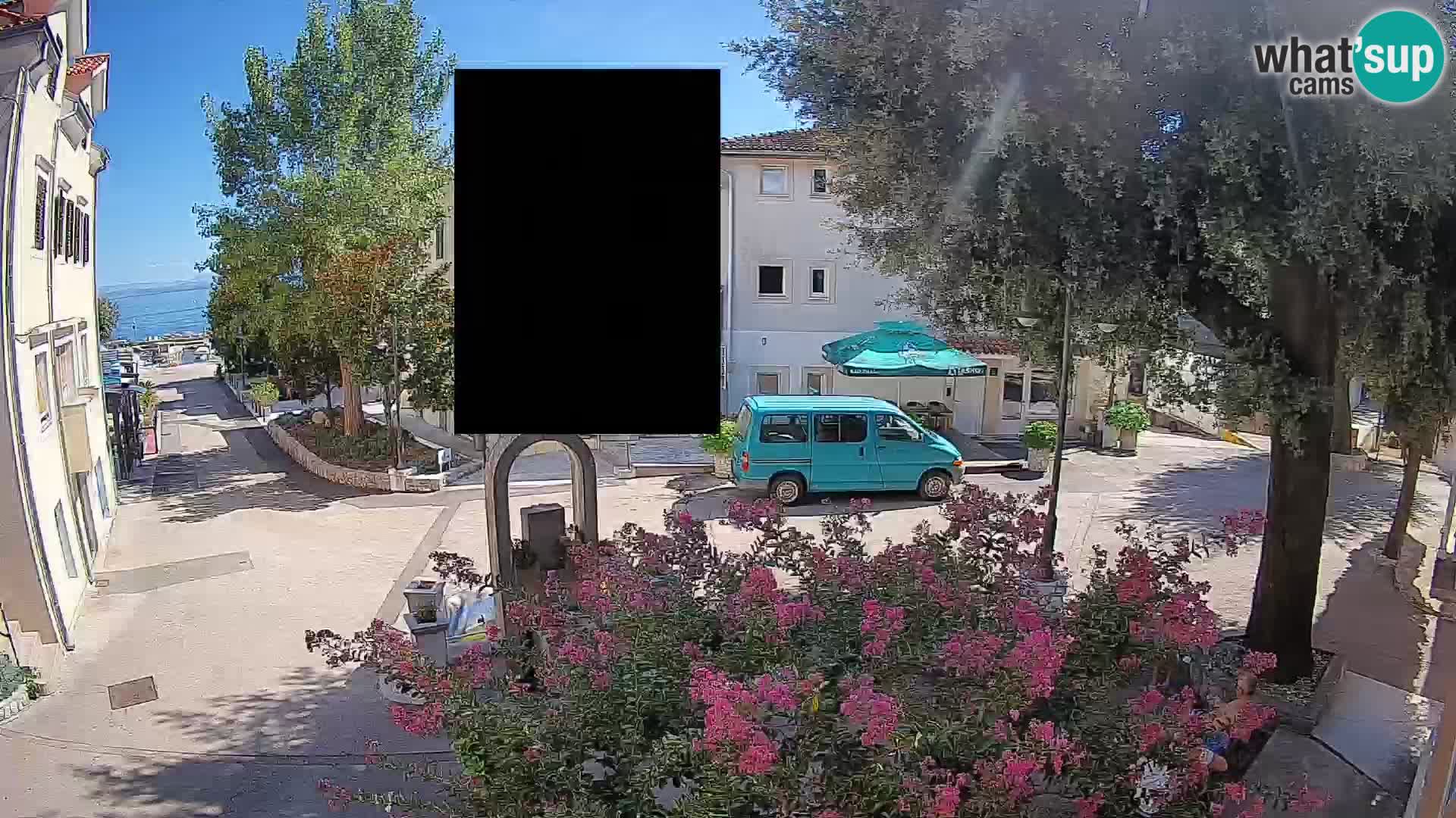 Webcam Mošćenička Draga Center – Live View of the Town Center