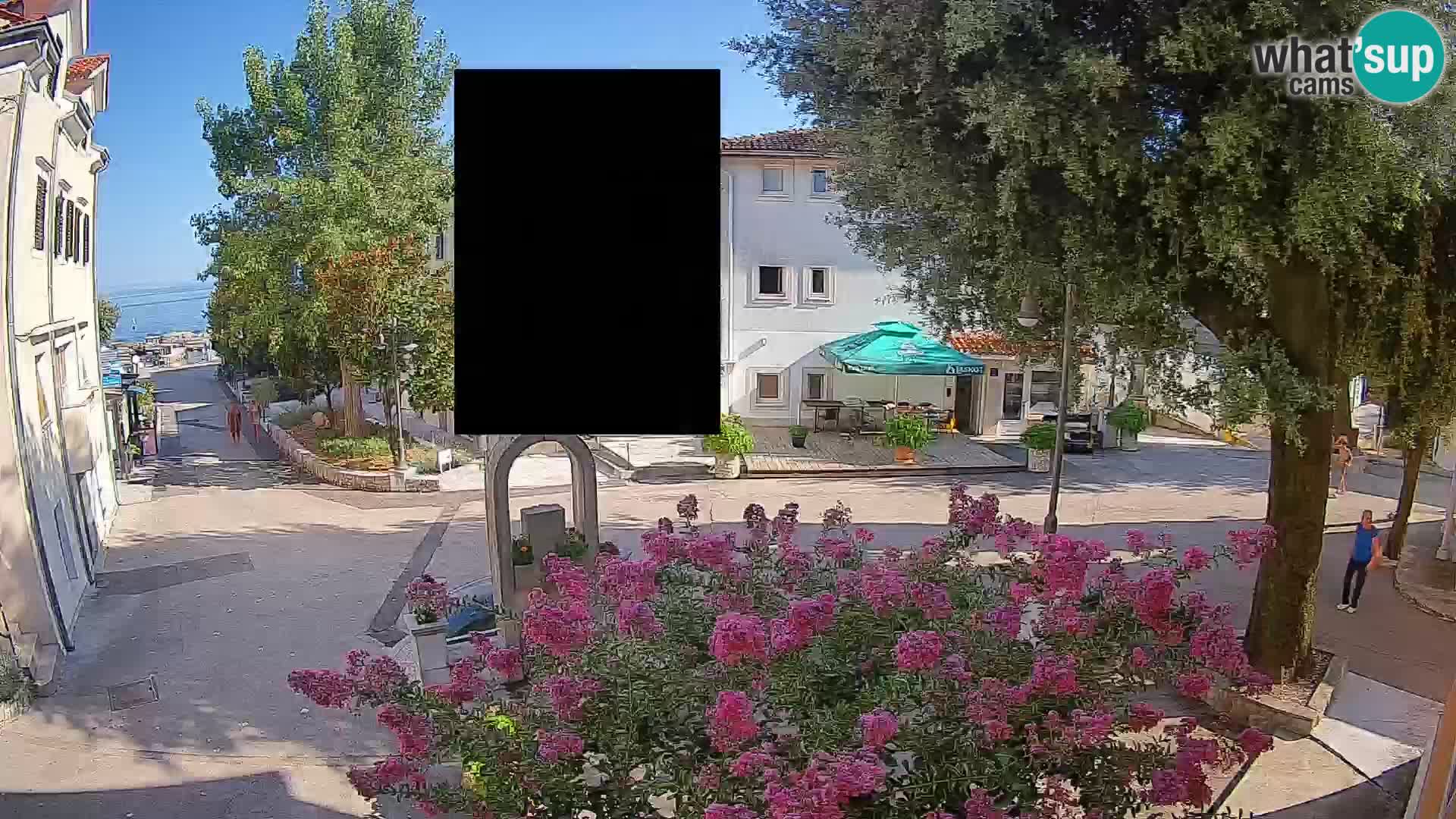 Webcam Mošćenička Draga Center – Live View of the Town Center