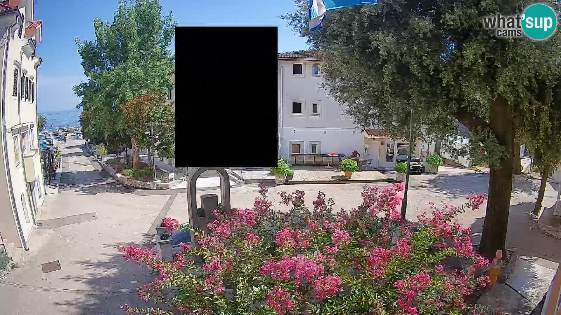 Webcam Mošćenička Draga Center – Live View of the Town Center