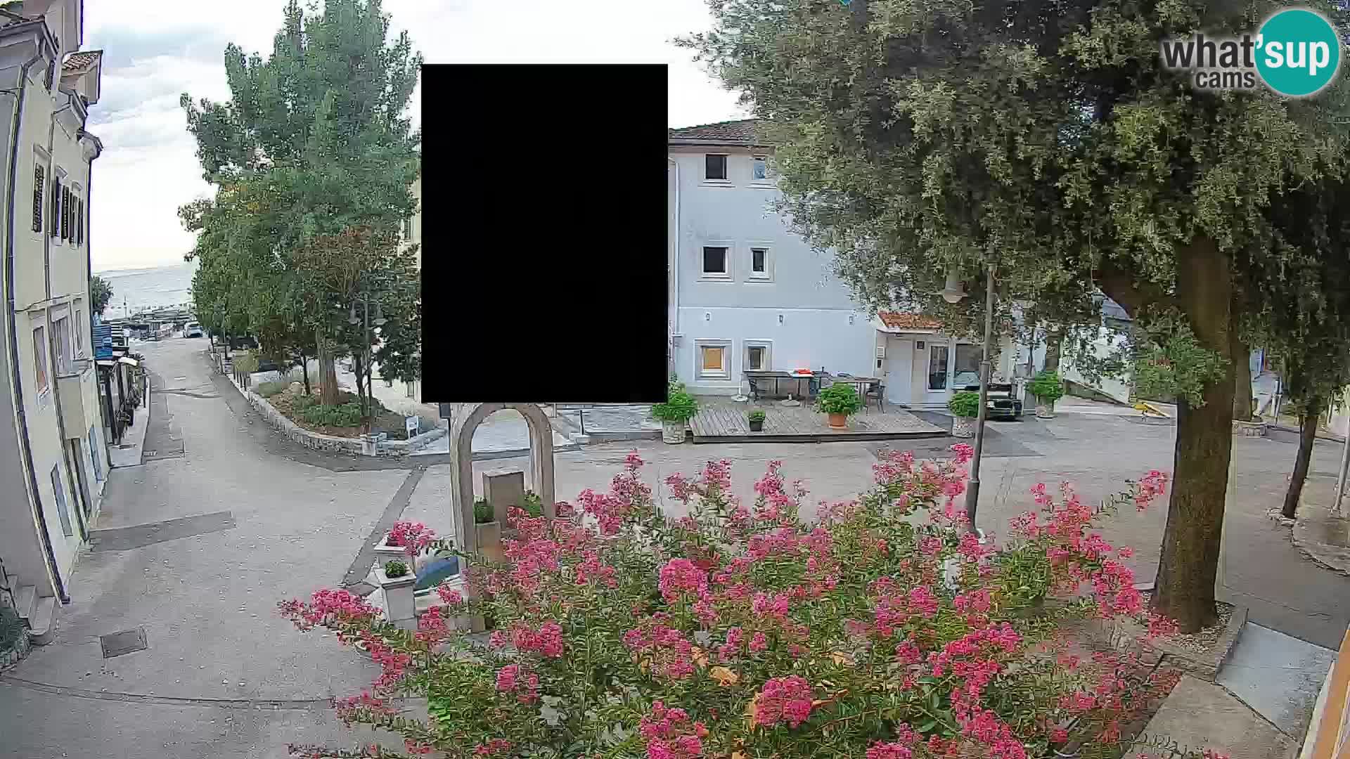 Webcam Mošćenička Draga Center – Live View of the Town Center