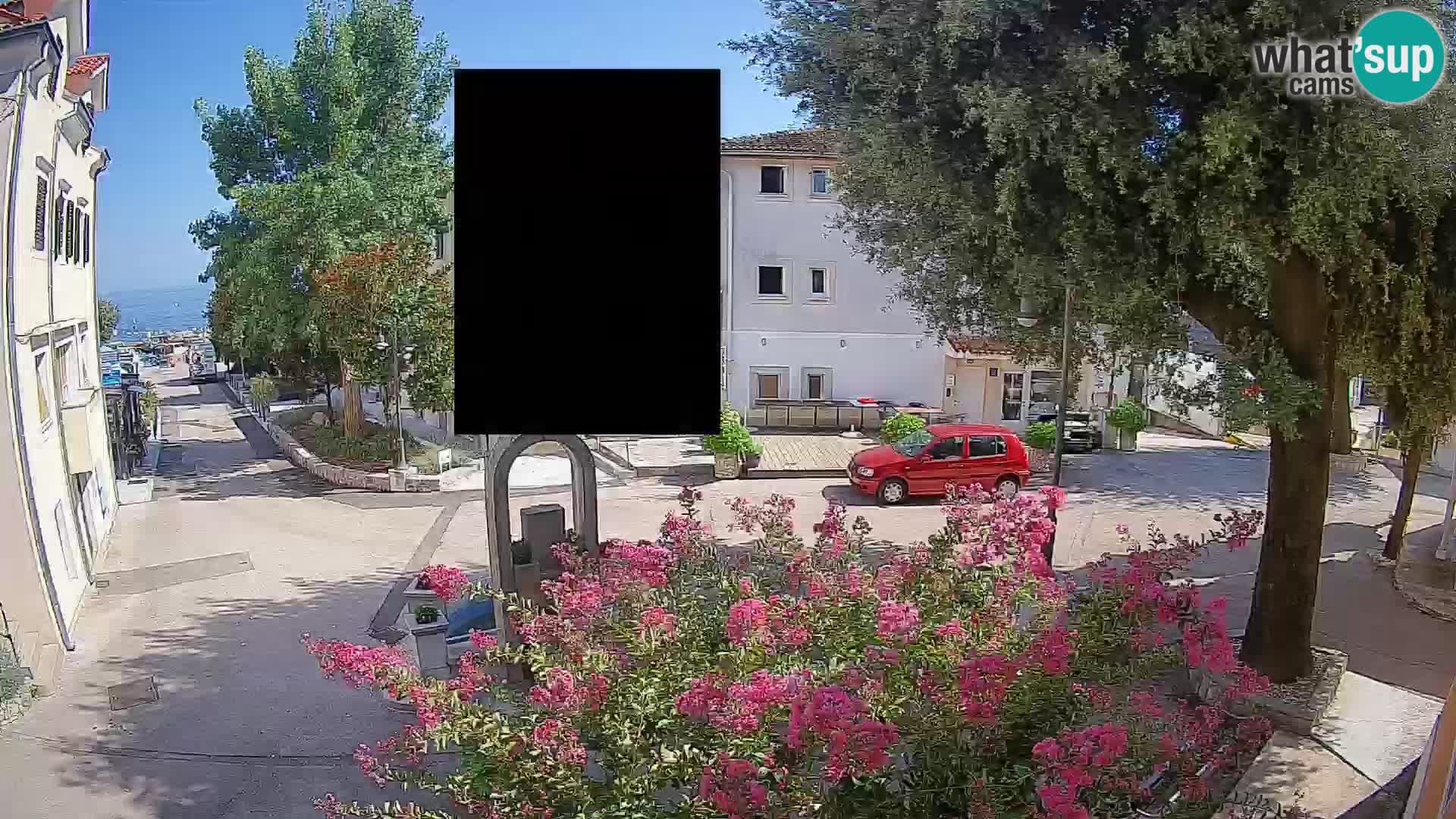 Webcam Mošćenička Draga Center – Live View of the Town Center