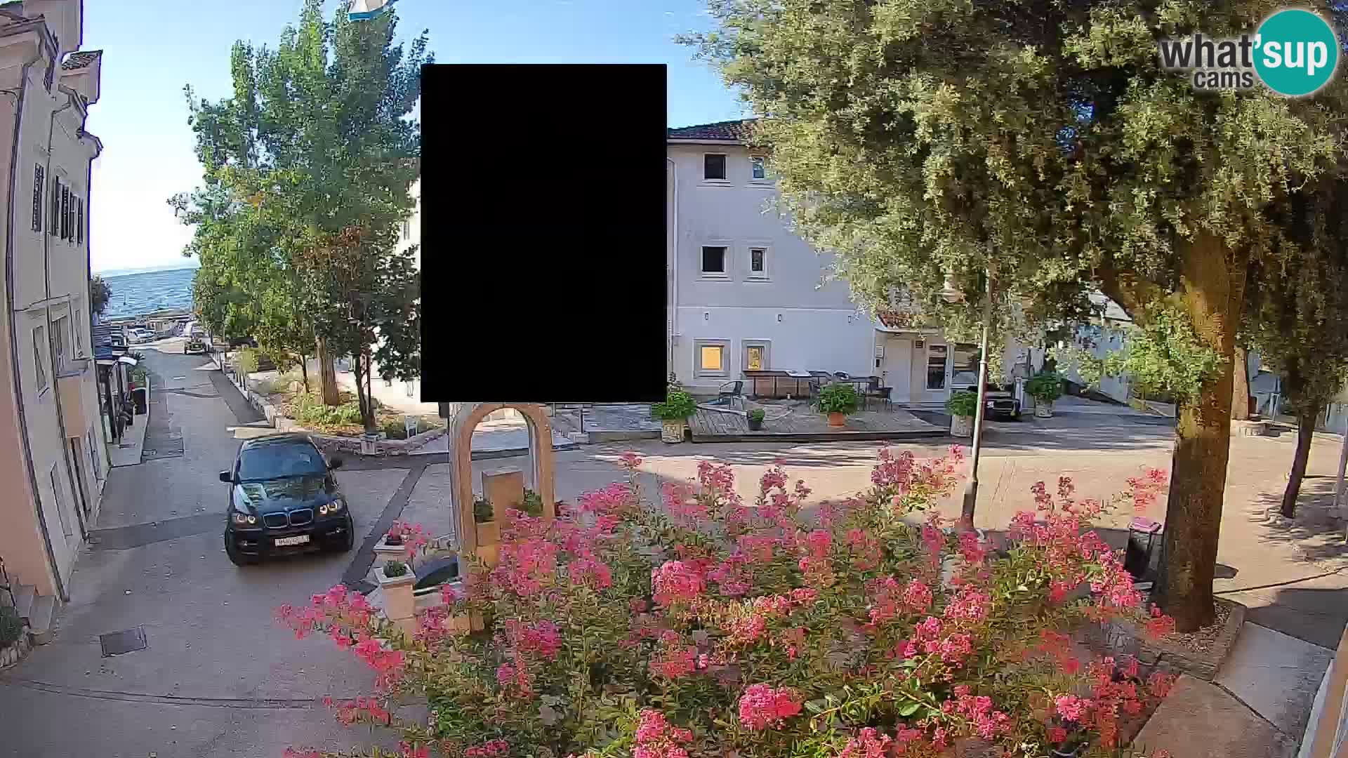 Web kamera centar Mošćeničke Drage – Pogled uživo