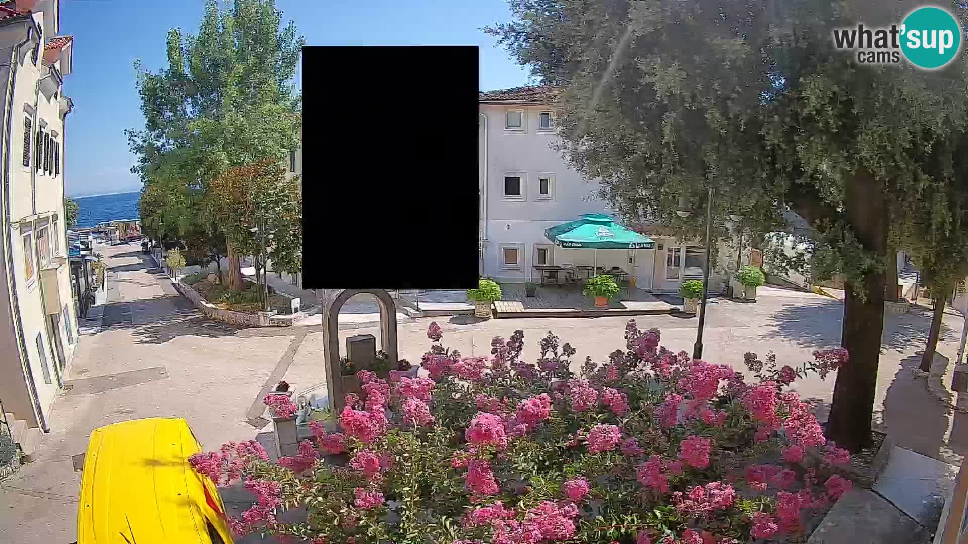 Webcam Mošćenička Draga Center – Live View of the Town Center
